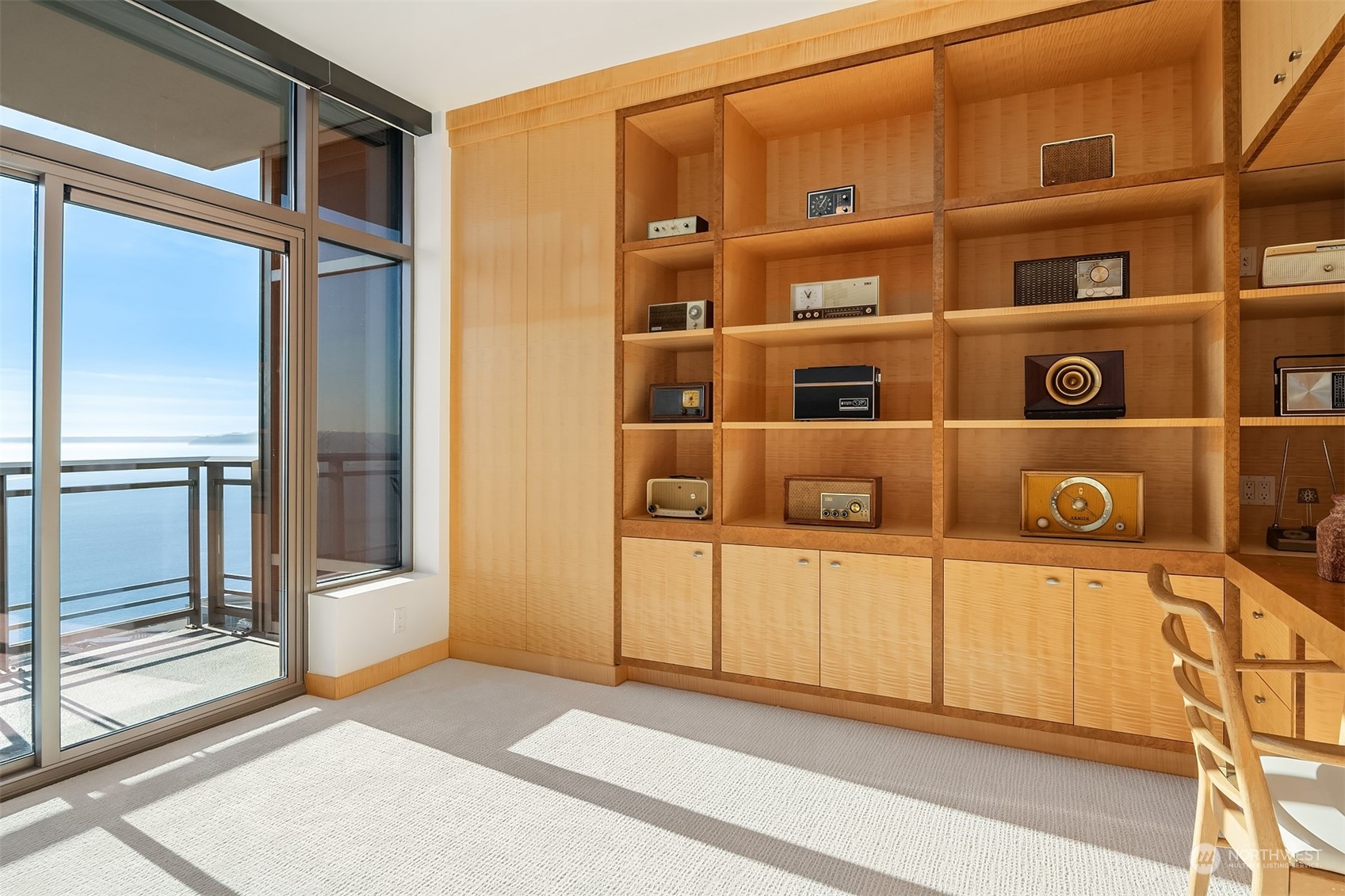 2033 2nd Avenue Unit: 1902