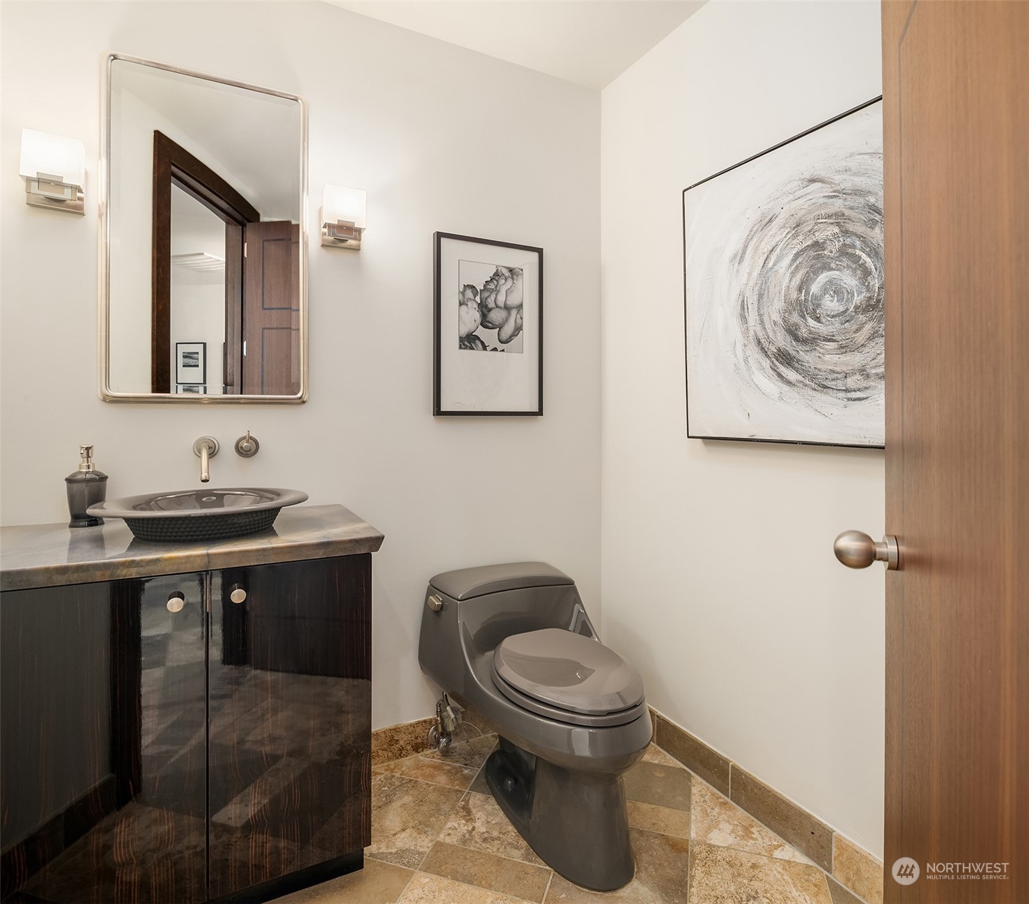 2033 2nd Avenue Unit: 1902