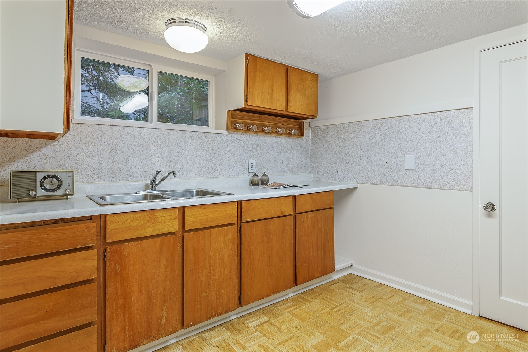 458 N 42nd Street