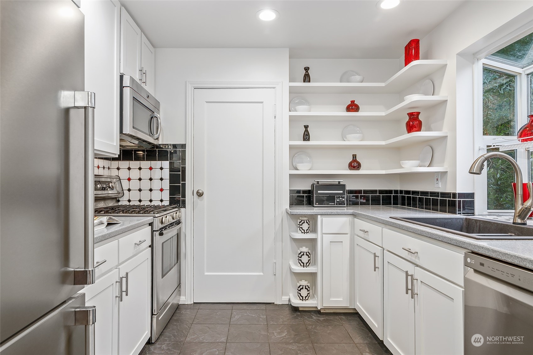 458 N 42nd Street