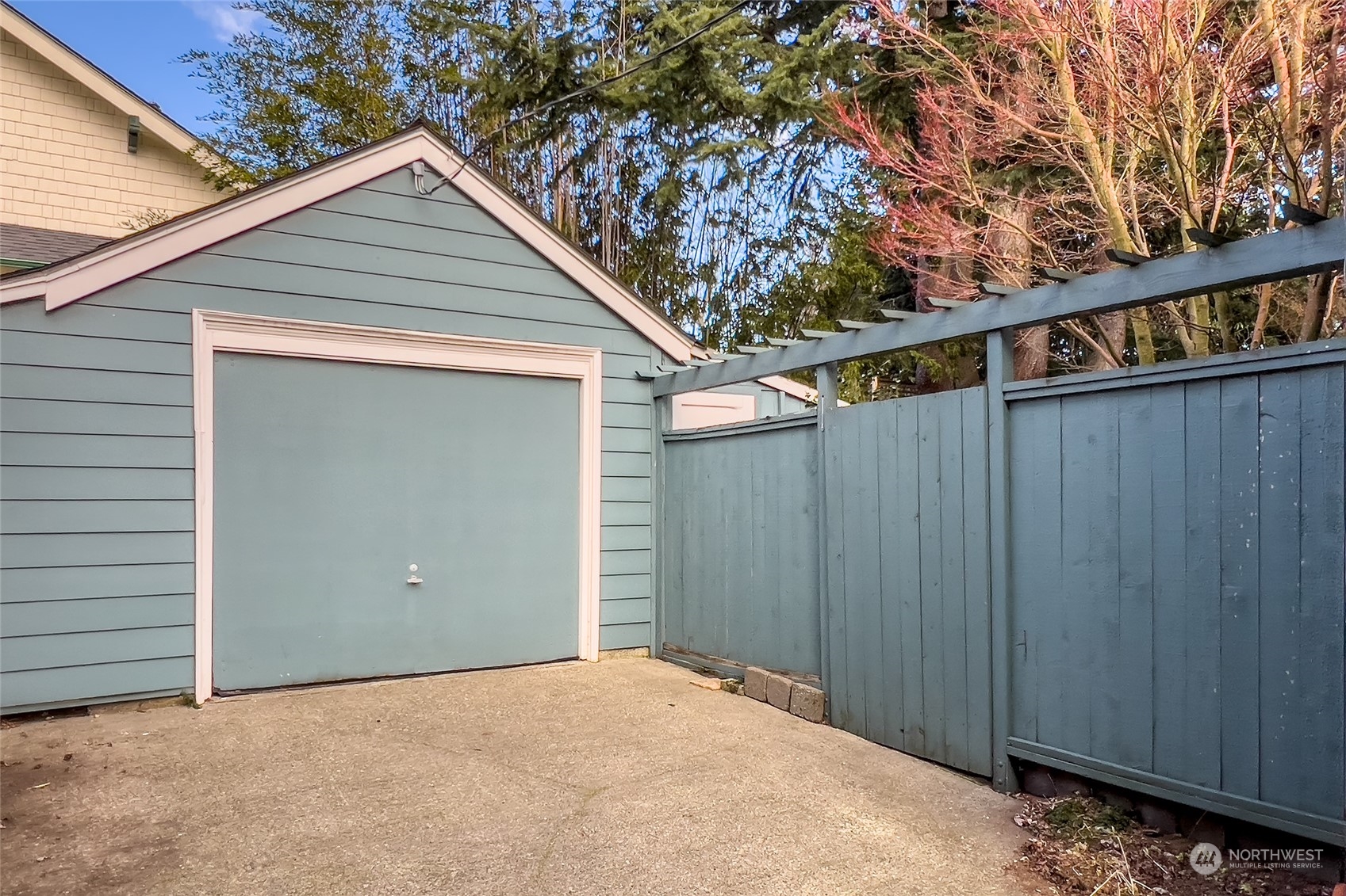 458 N 42nd Street