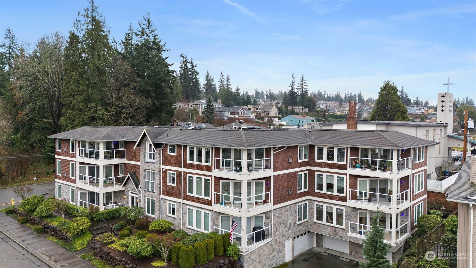 658 Glen Street Unit: 102