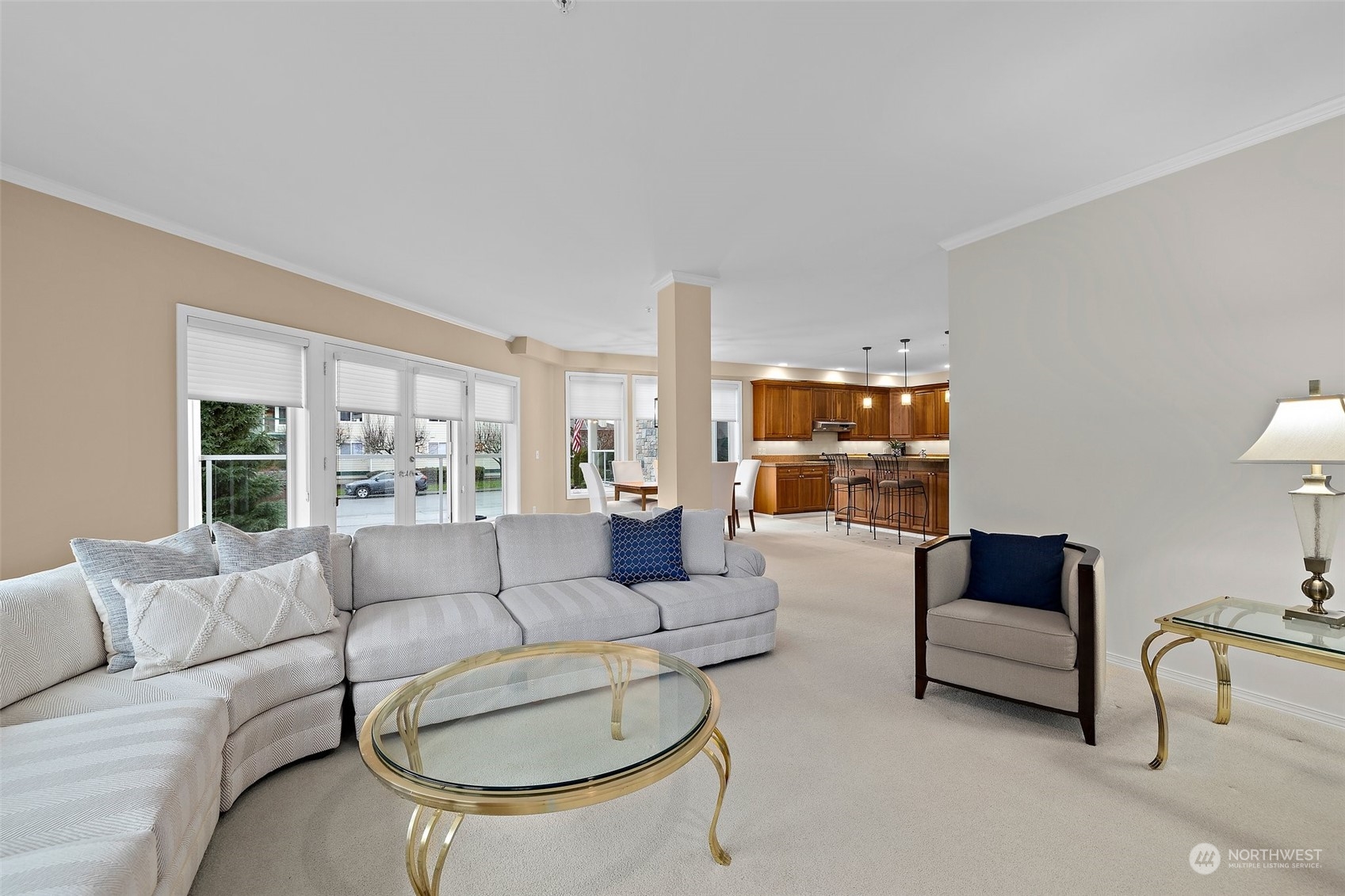 658 Glen Street Unit: 102
