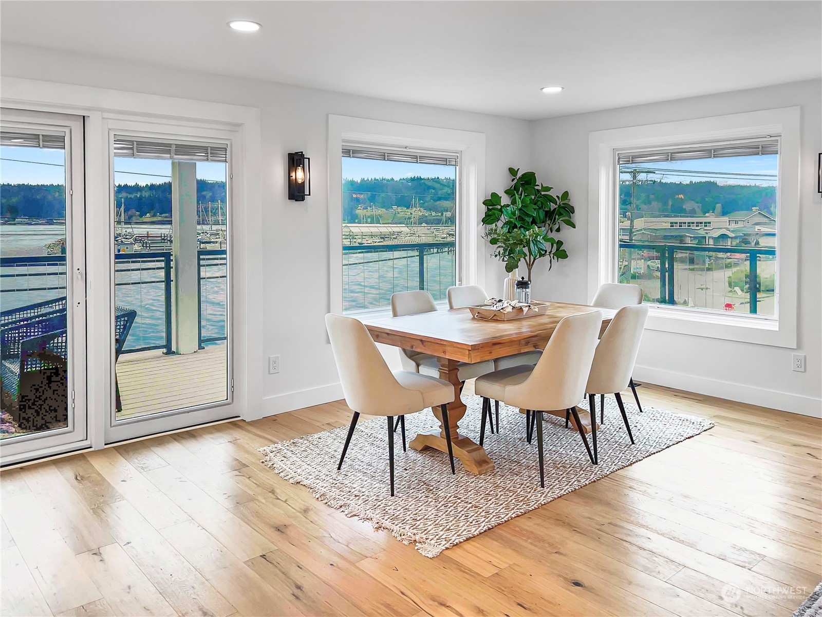 18102 Fjord Drive NE