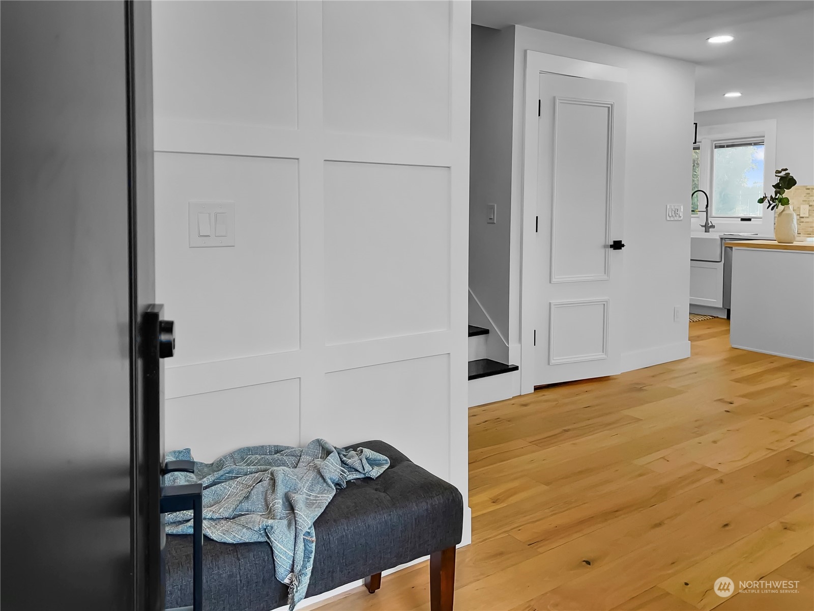 18102 Fjord Drive NE