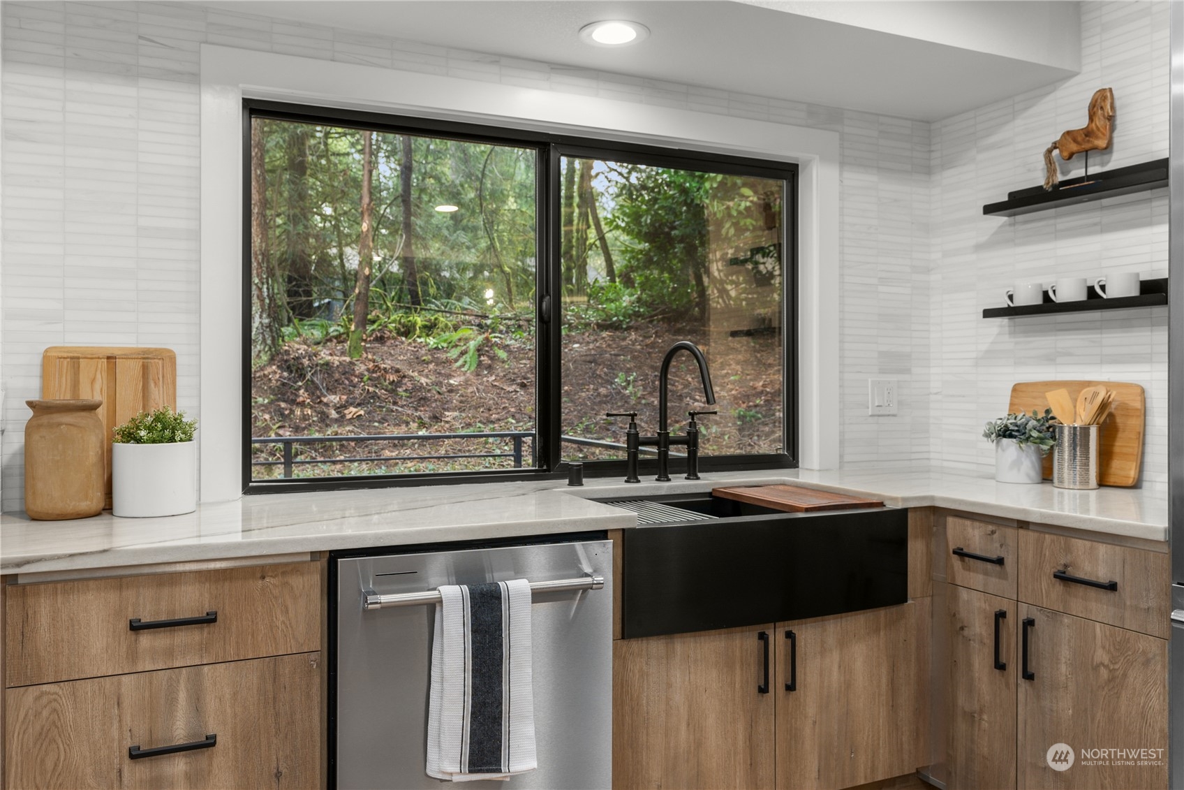 22913 SE 37th Street