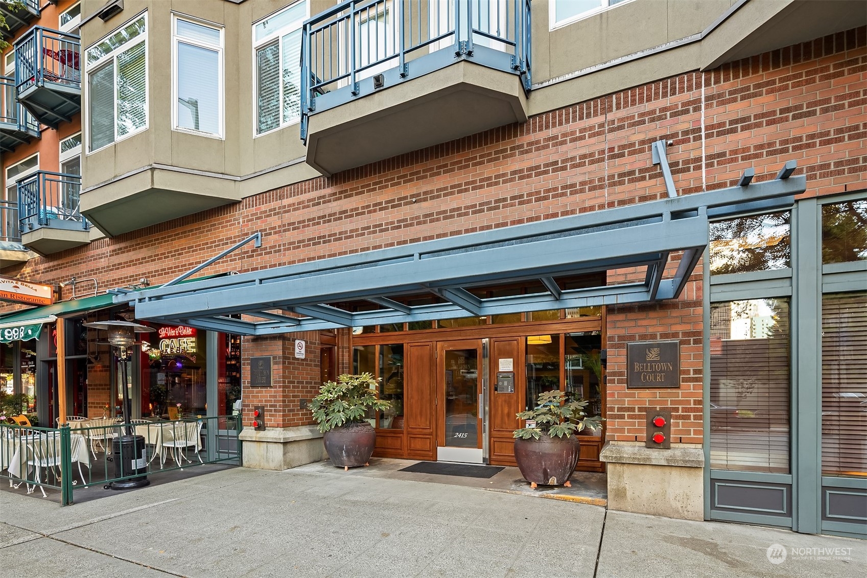 2414 1st Avenue Unit: 321