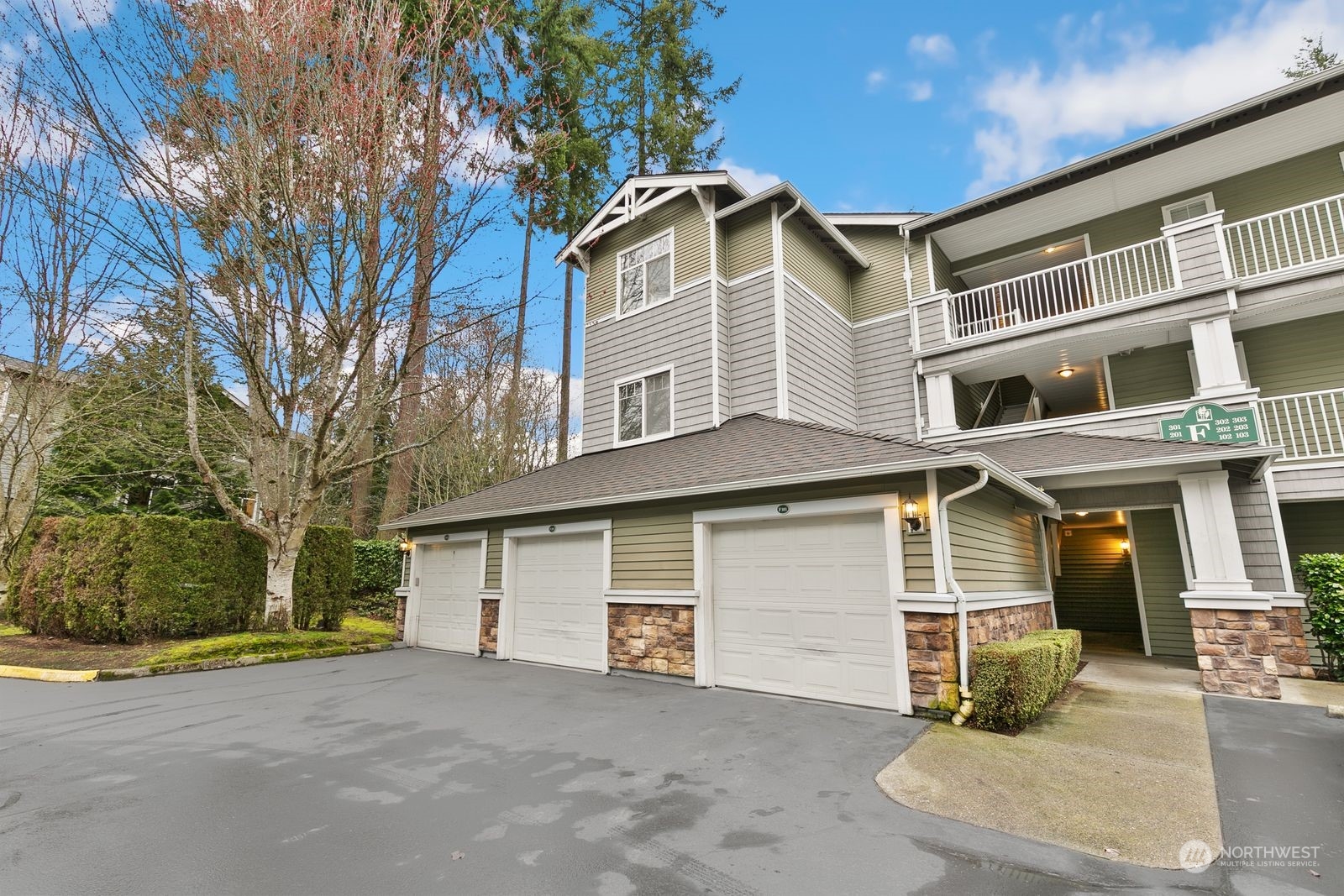 12712 Admiralty Way Unit: F101