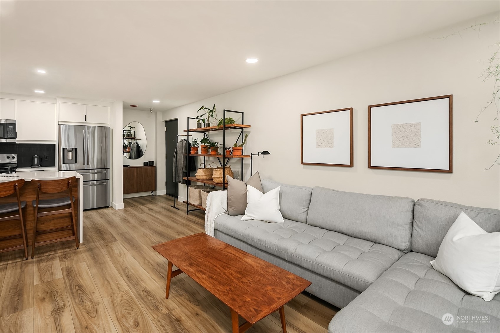1300 University Street Unit: 5C