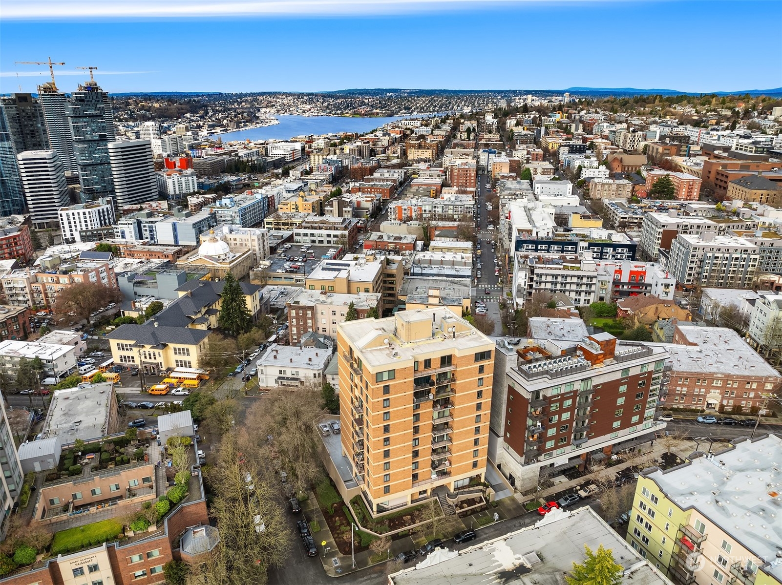1300 University Street Unit: 5C