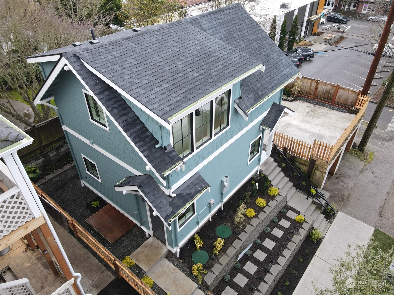 17 Blaine Street Unit: 2