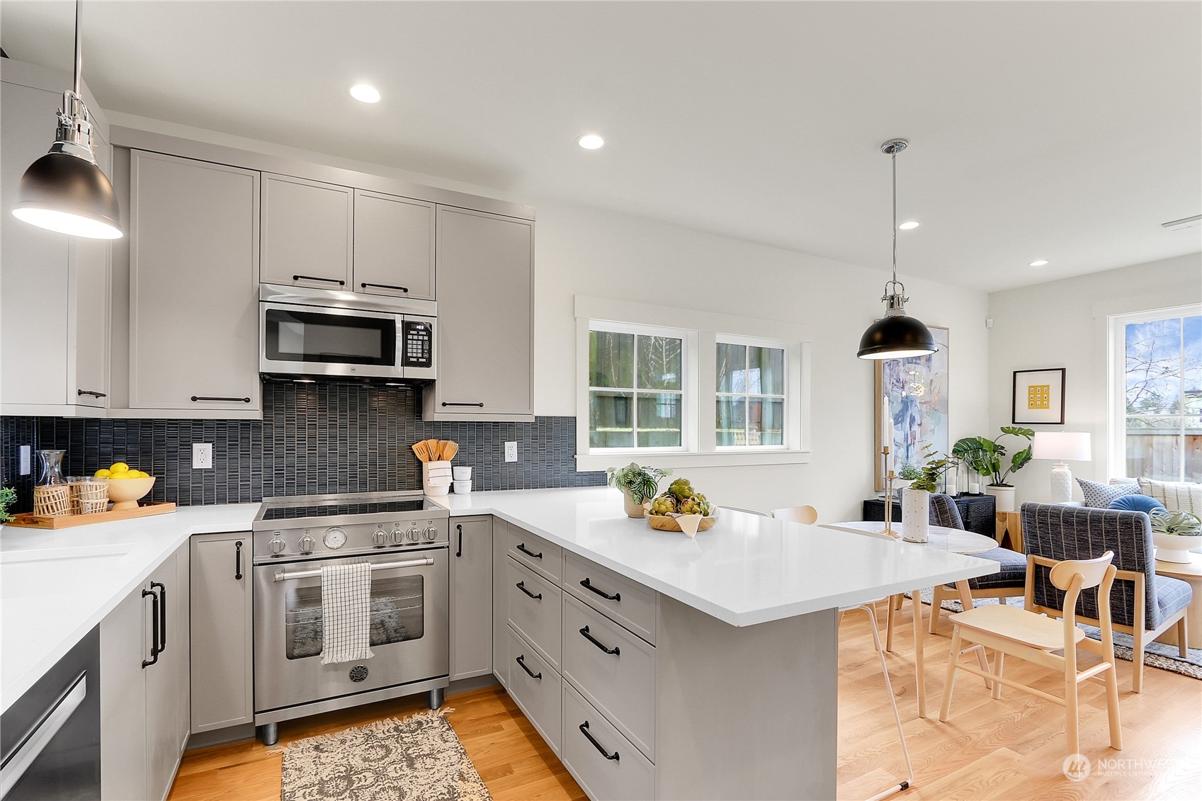17 Blaine Street Unit: 2