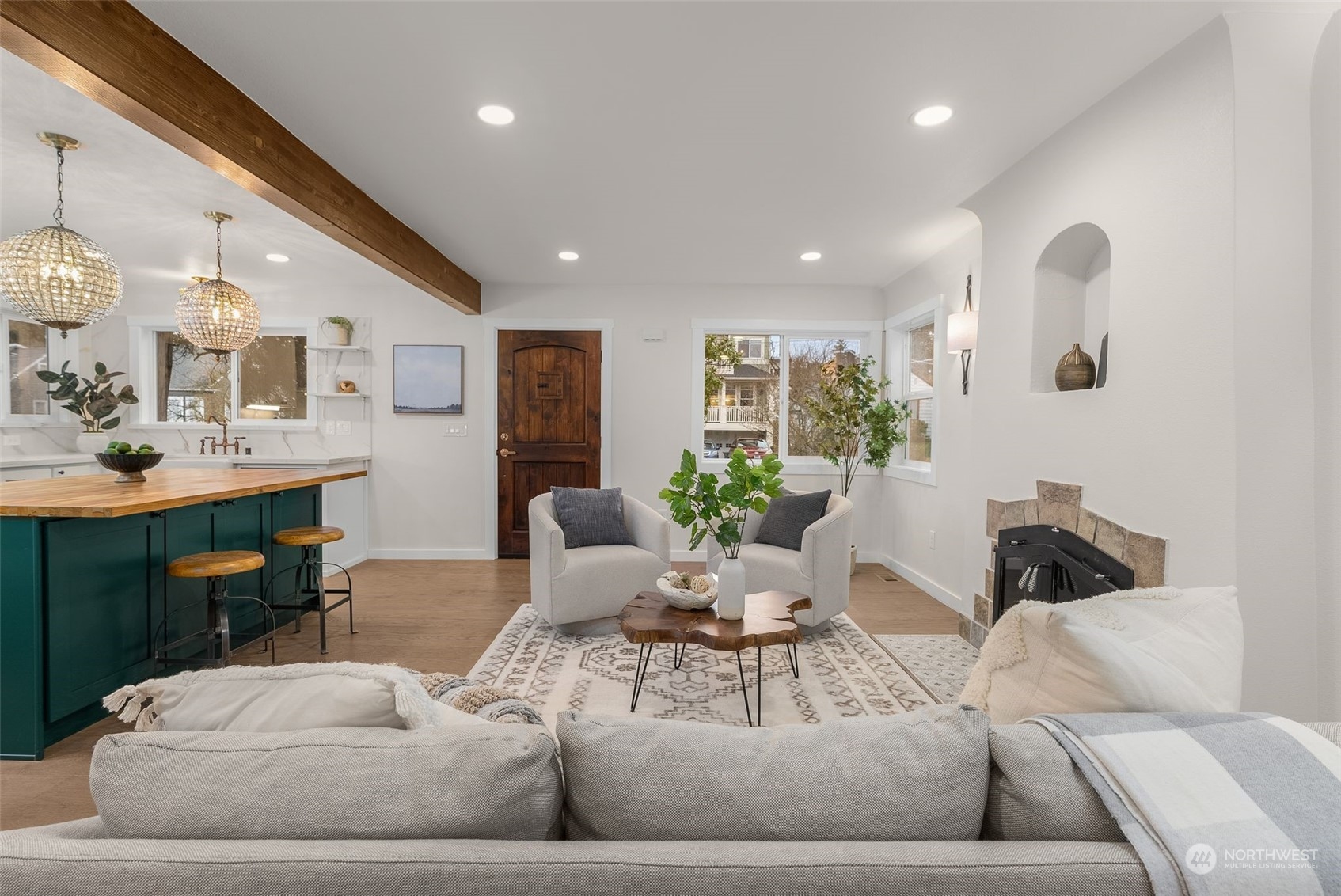 543 NE 84th Street