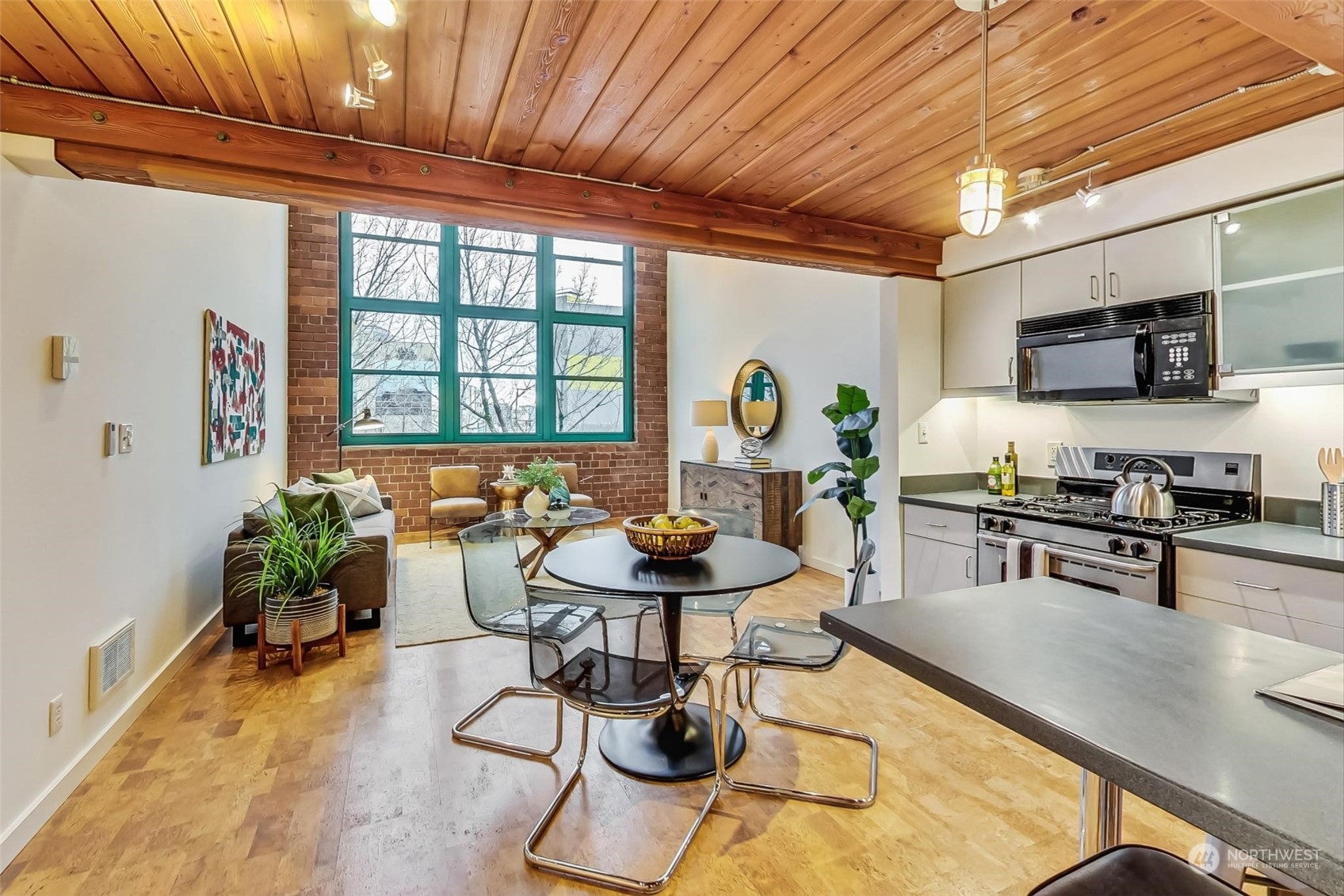 66 Bell Street Unit: 207