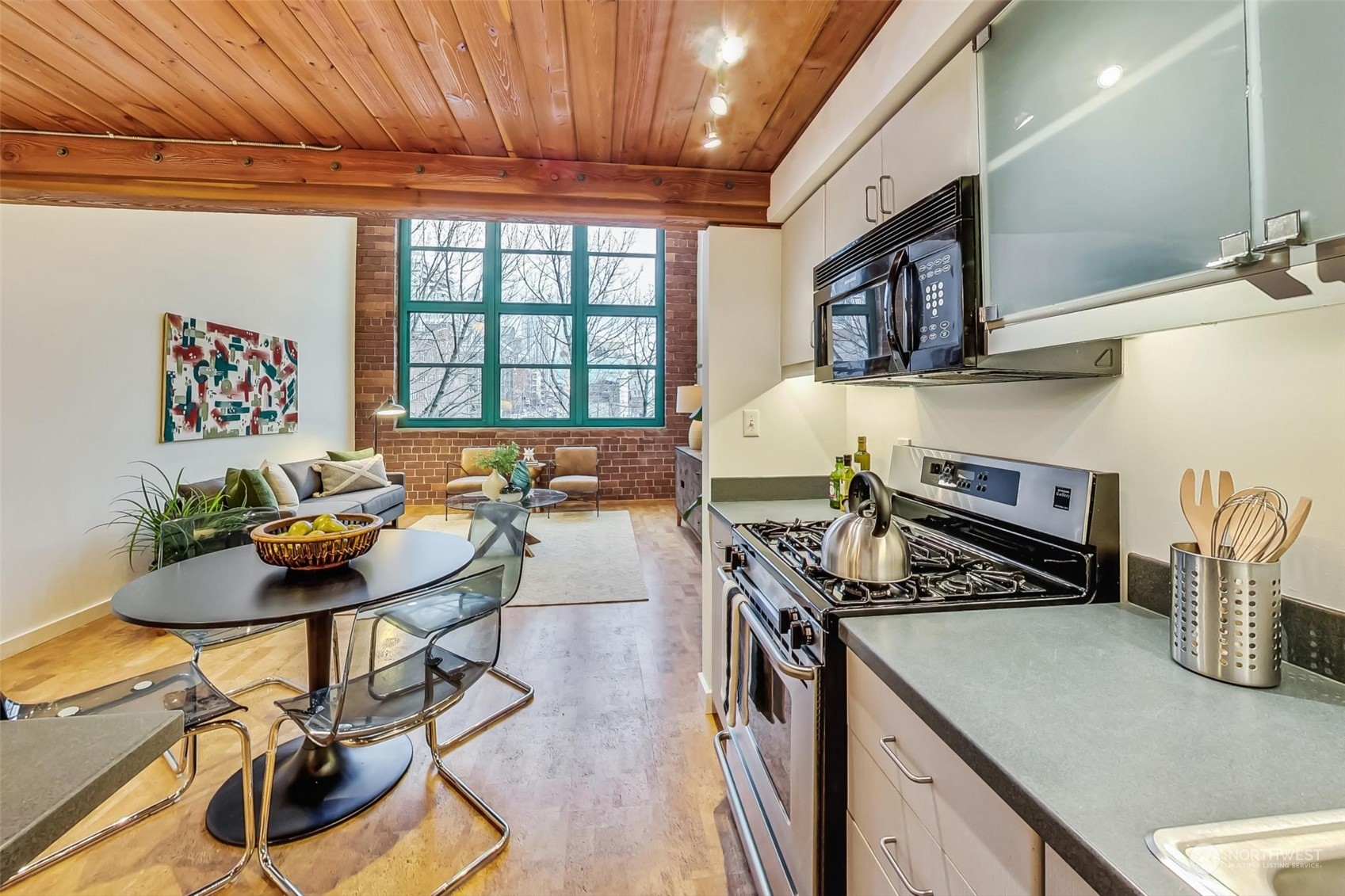 66 Bell Street Unit: 207