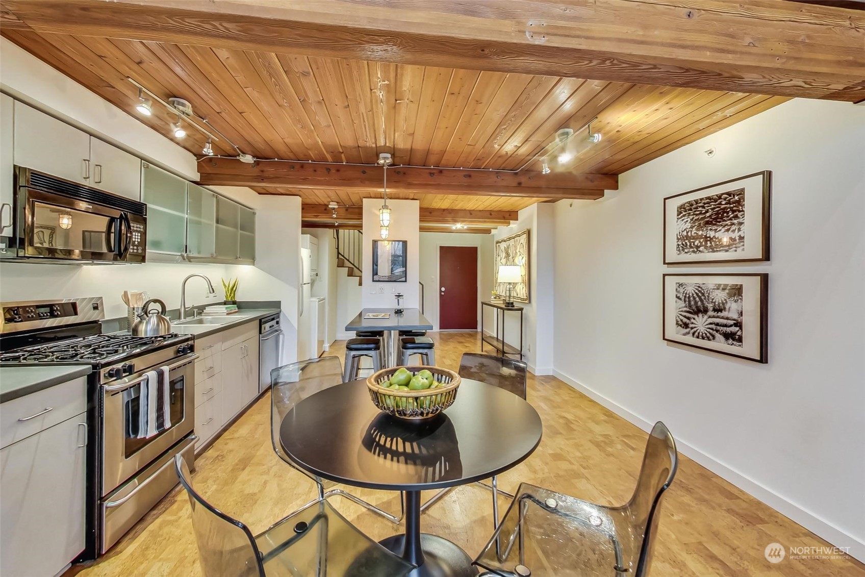 66 Bell Street Unit: 207