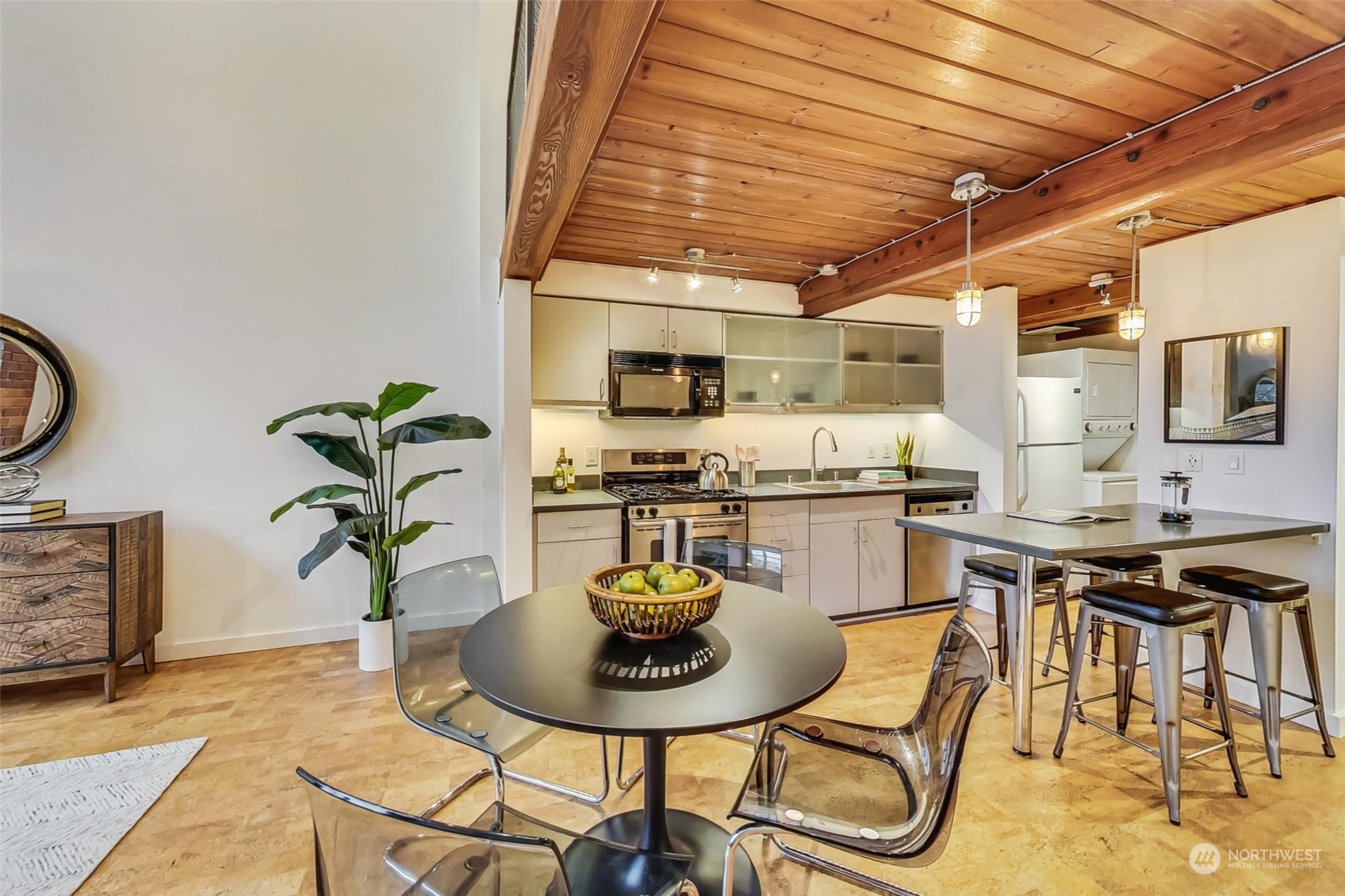 66 Bell Street Unit: 207