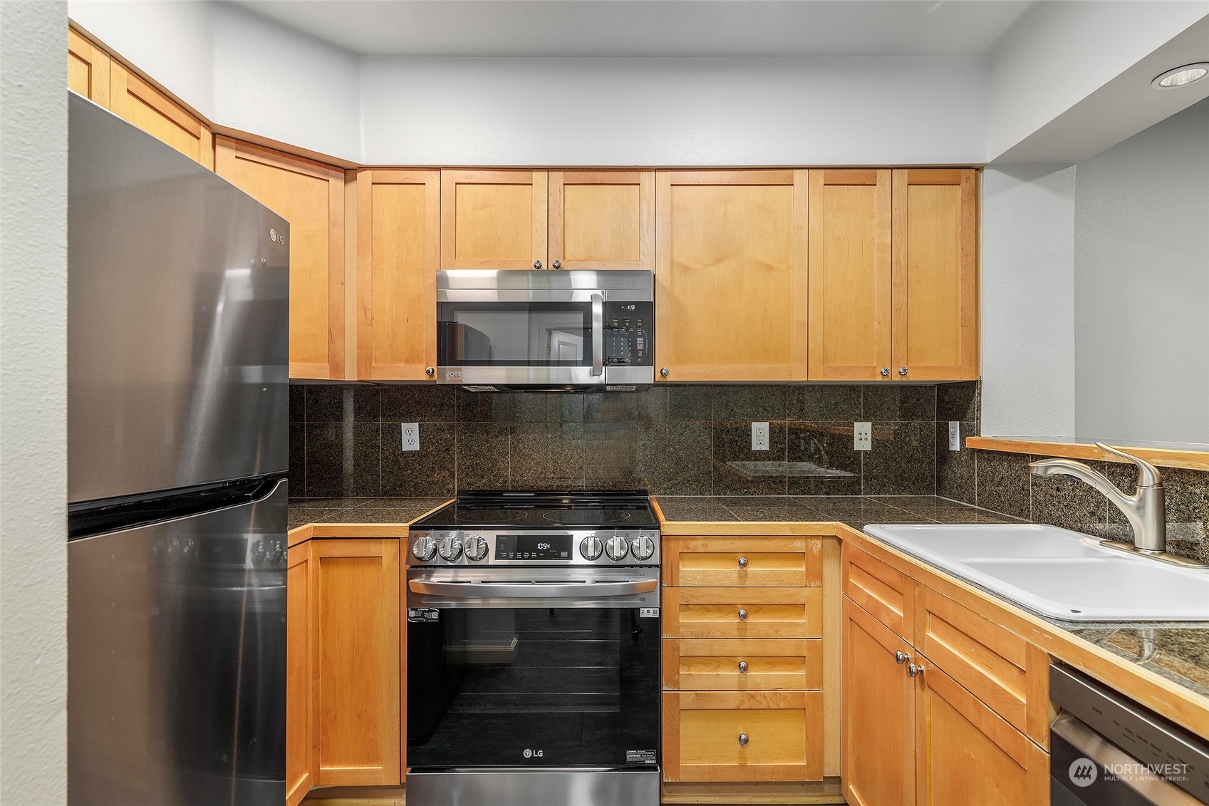 1525 NW 57th Street Unit: 226