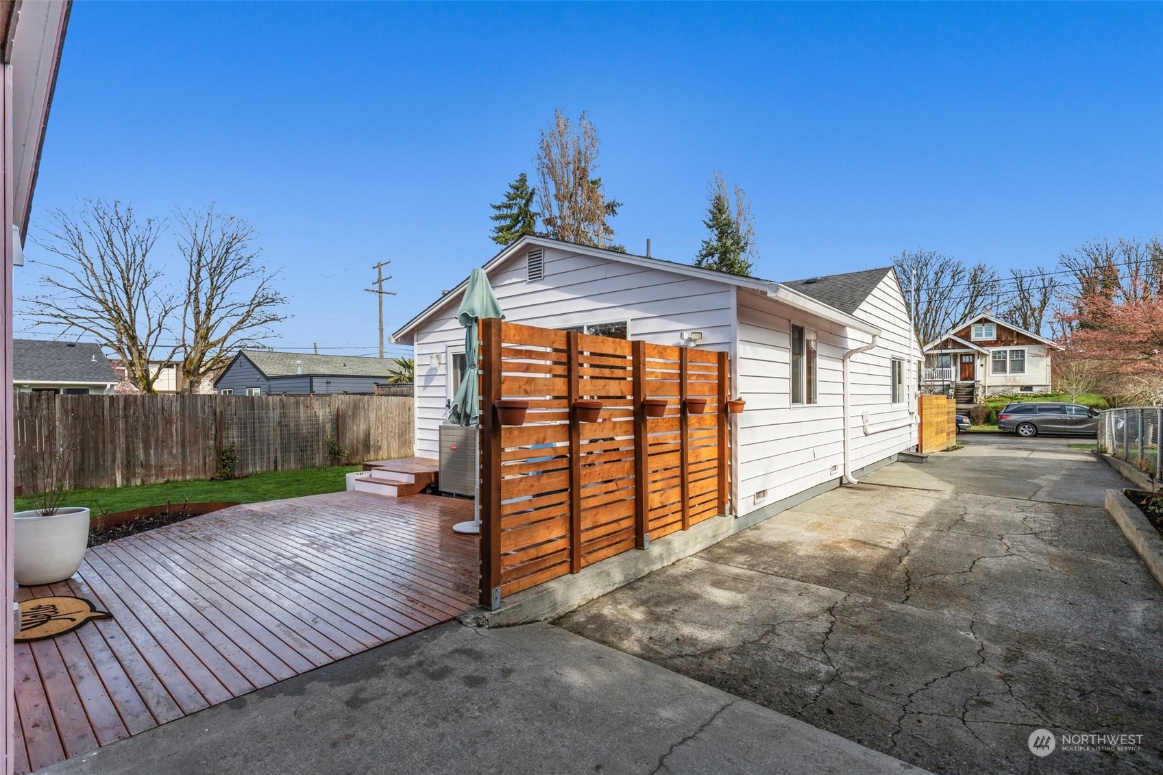 4011 19th Avenue SW