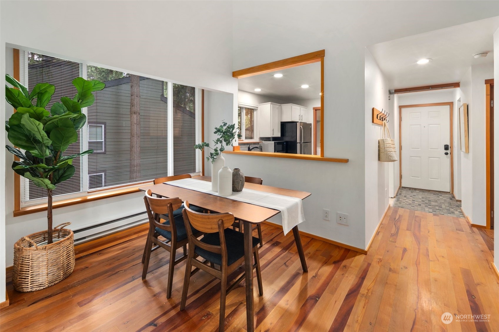 14605 NE 30th Place Unit: 12-D