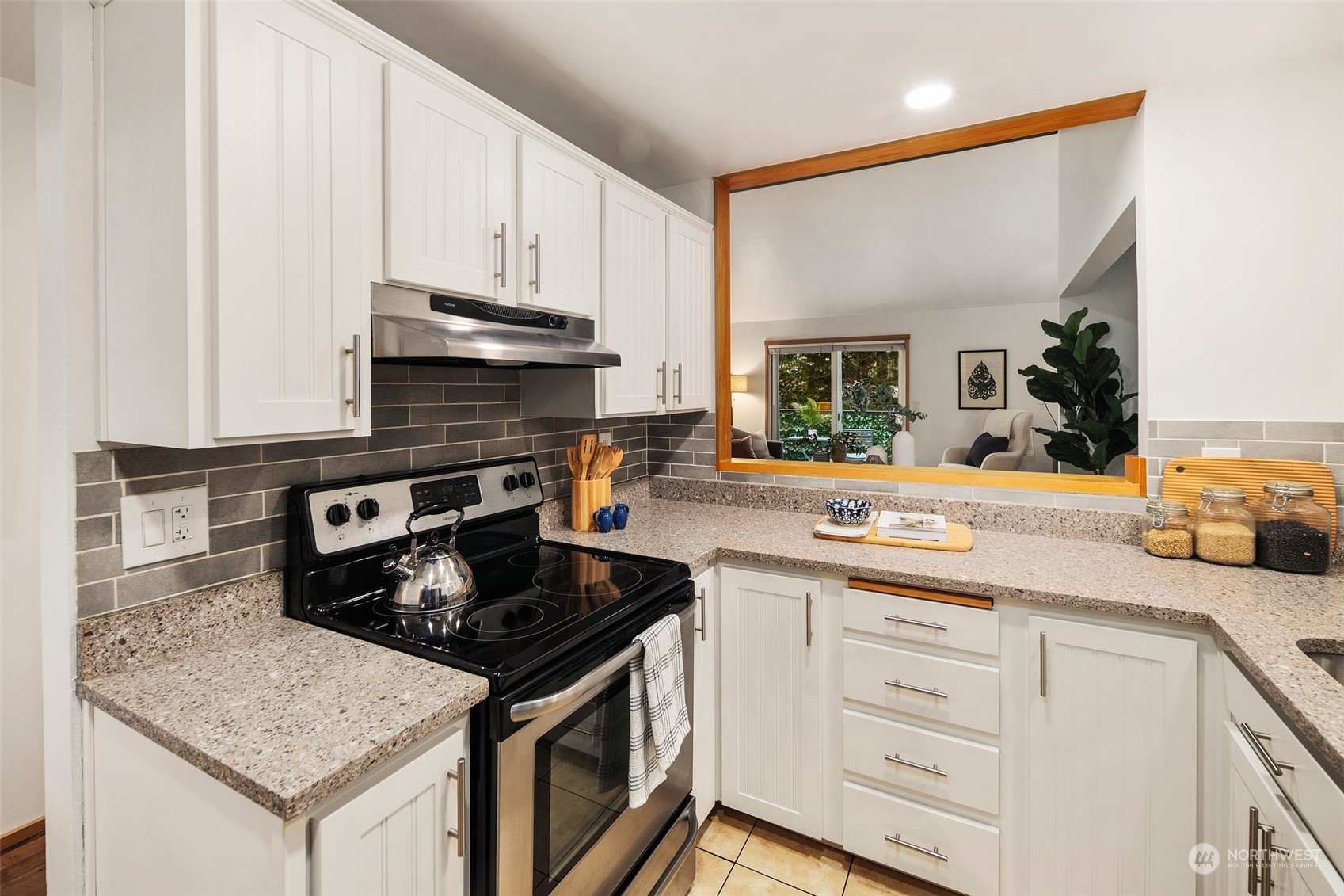14605 NE 30th Place Unit: 12-D