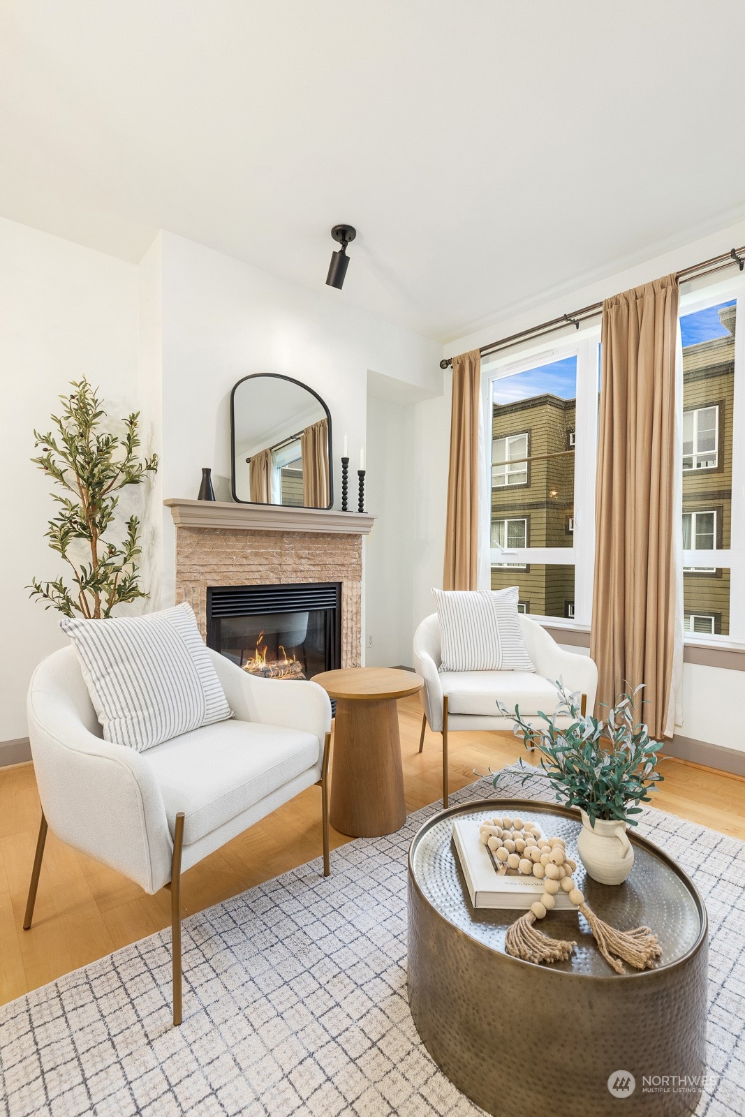 1840 25th Avenue NE Unit: 311