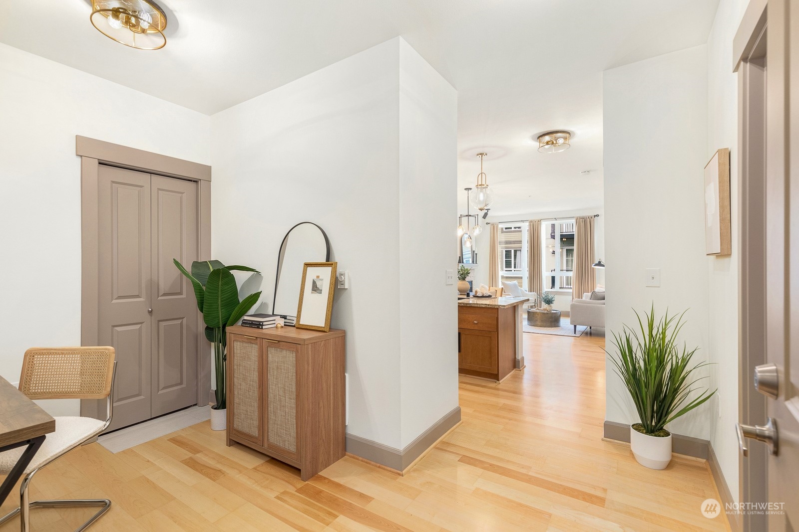 1840 25th Avenue NE Unit: 311