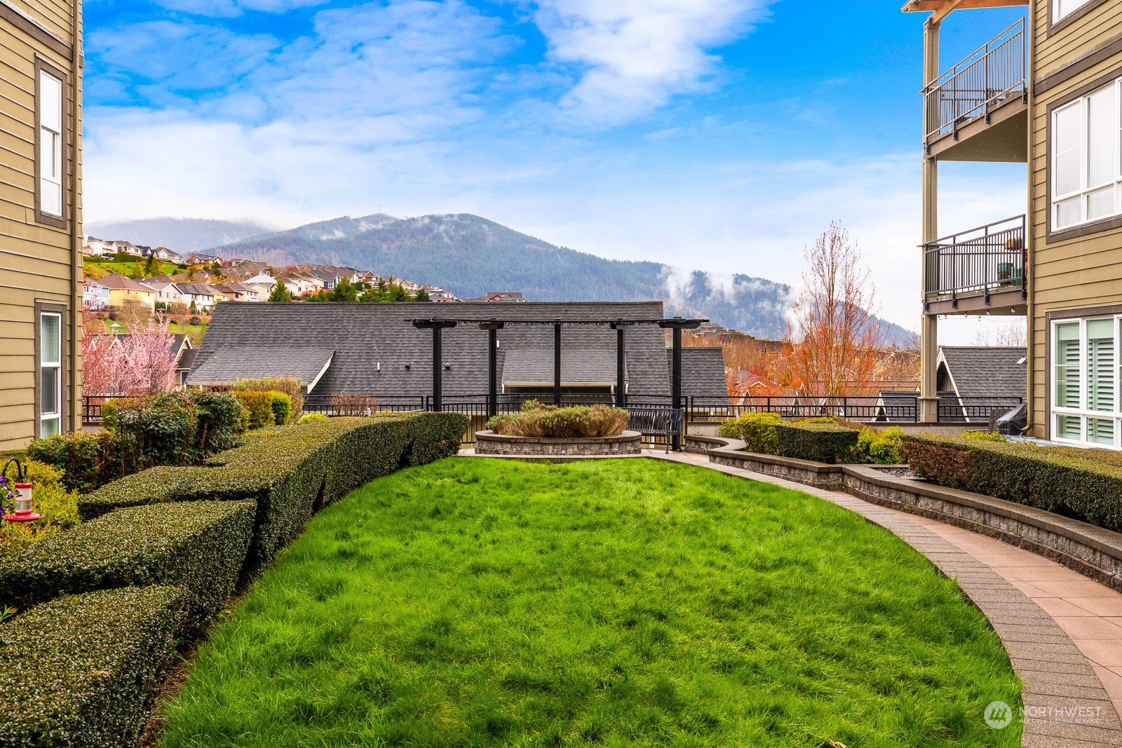 1840 25th Avenue NE Unit: 311