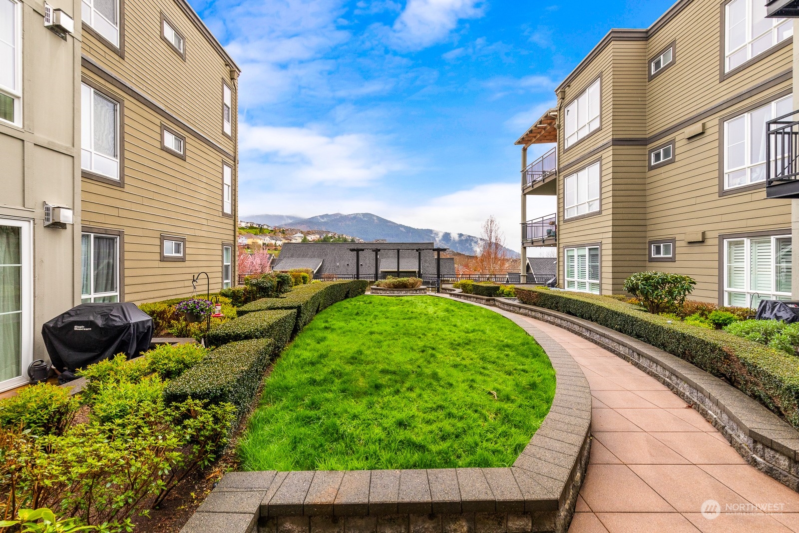 1840 25th Avenue NE Unit: 311