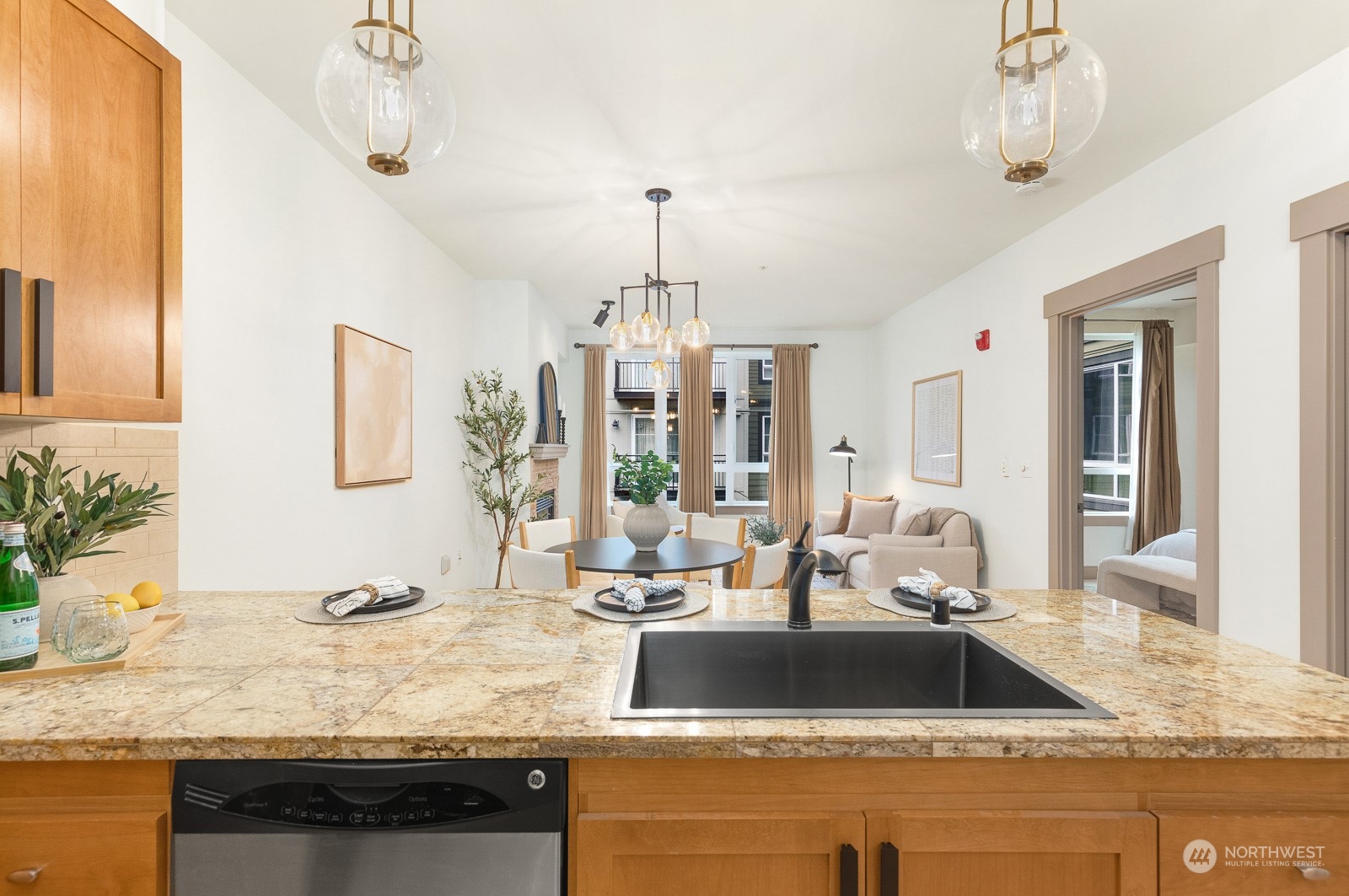 1840 25th Avenue NE Unit: 311