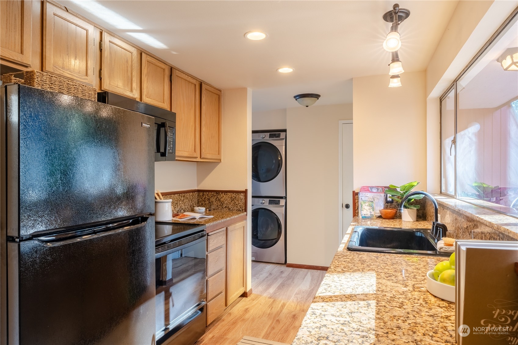 10743 Burke Avenue N Unit: 5