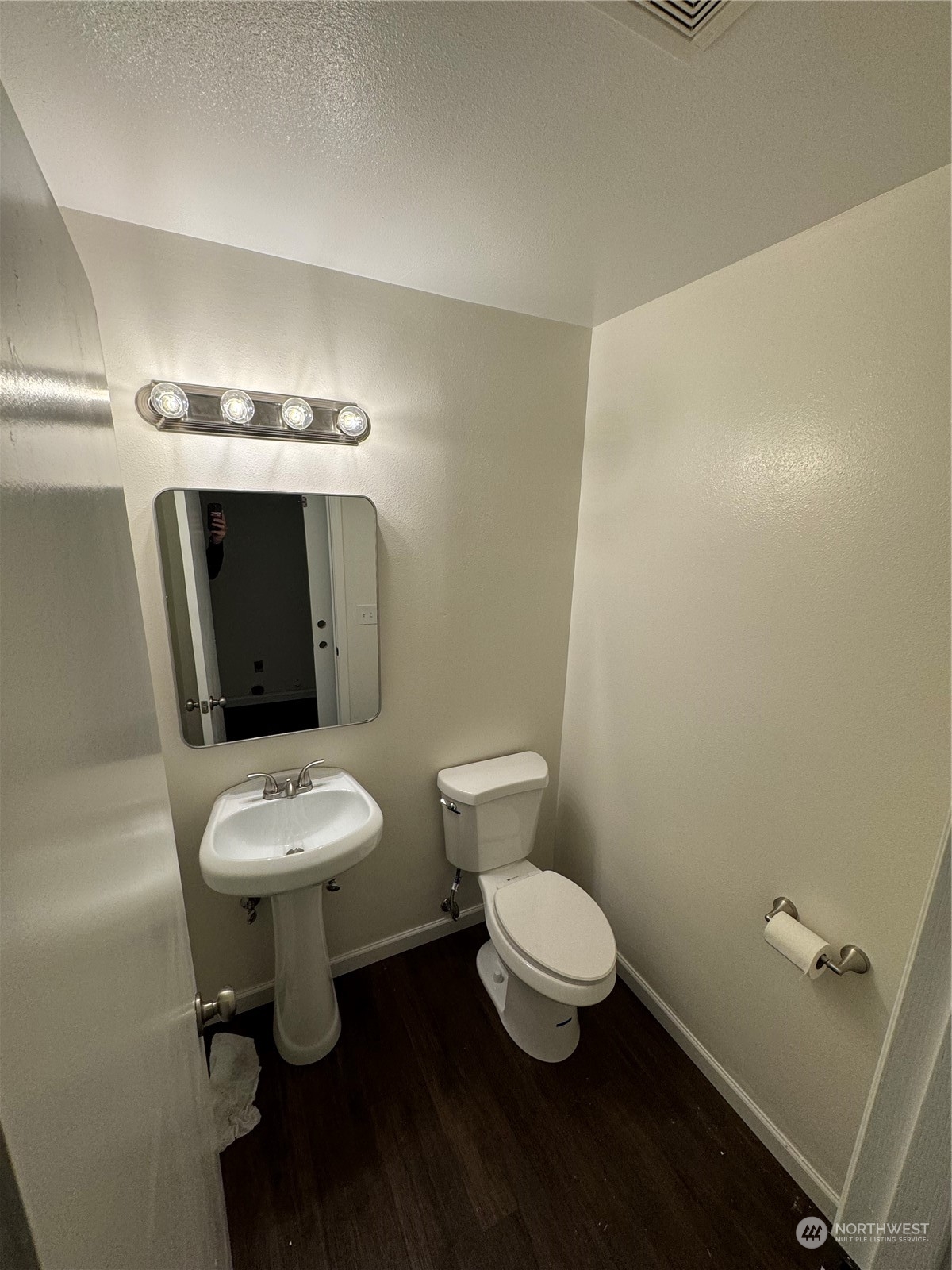1224 203rd Street Ct E