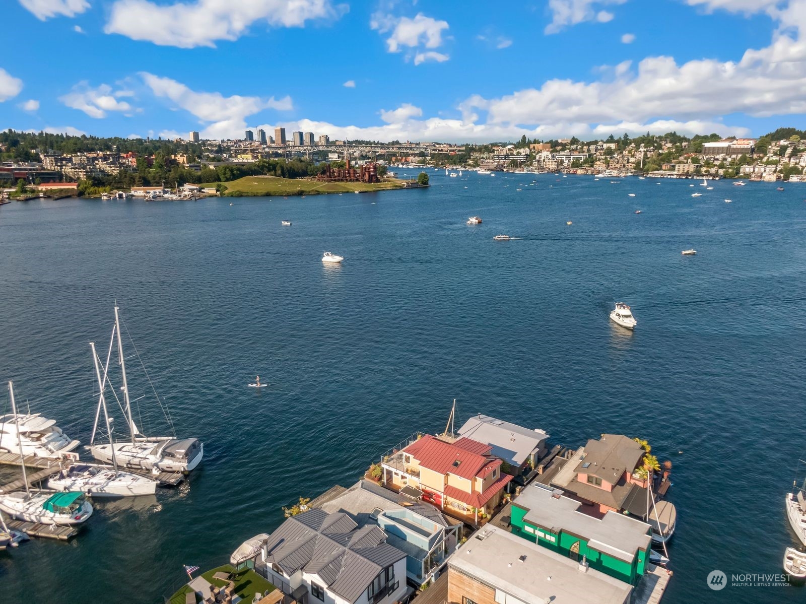 2466 Westlake Avenue N Unit: 6