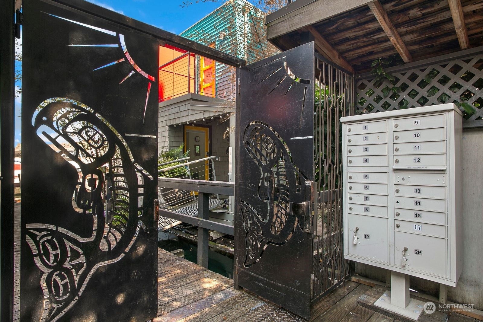 2466 Westlake Avenue N Unit: 6