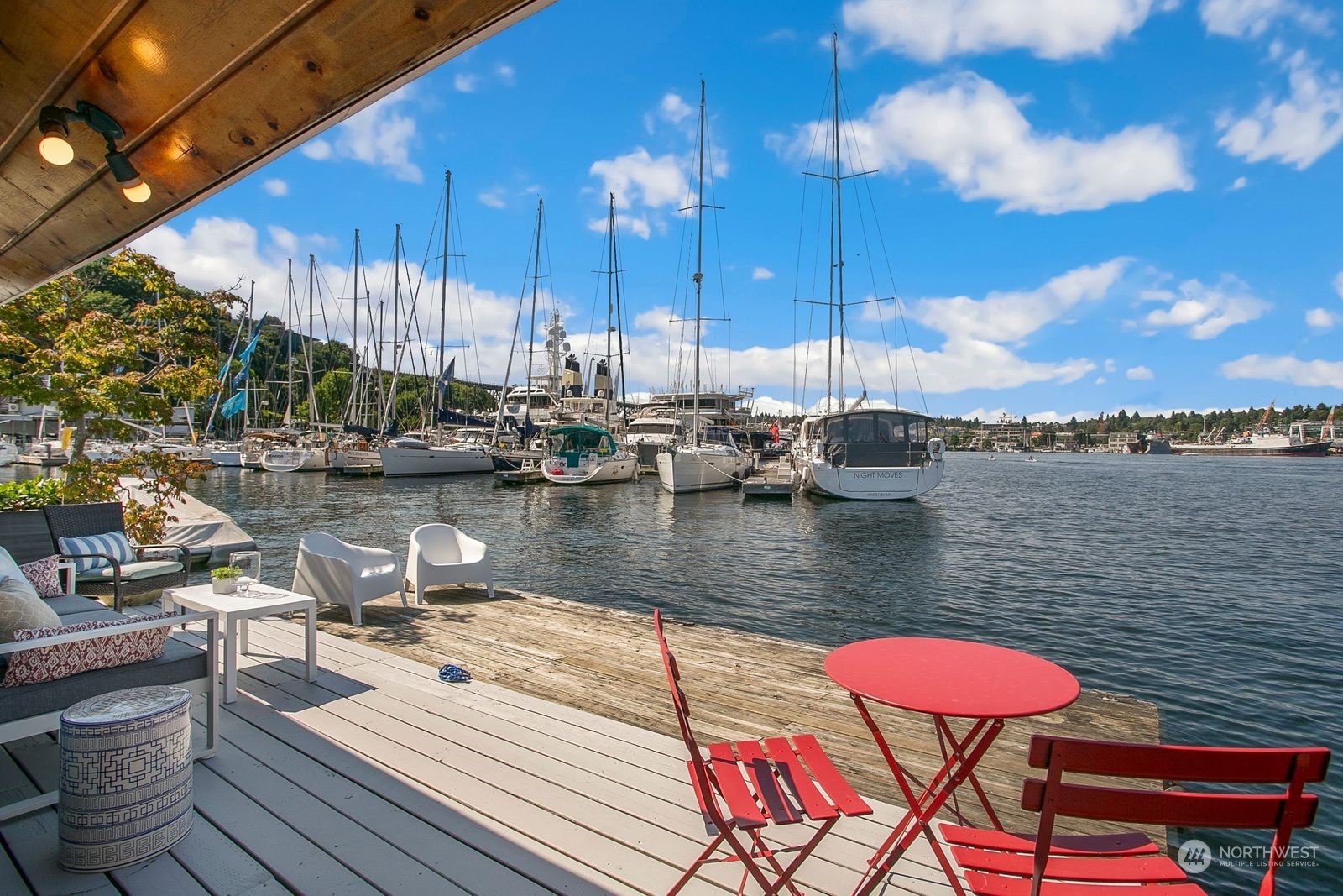 2466 Westlake Avenue N Unit: 6
