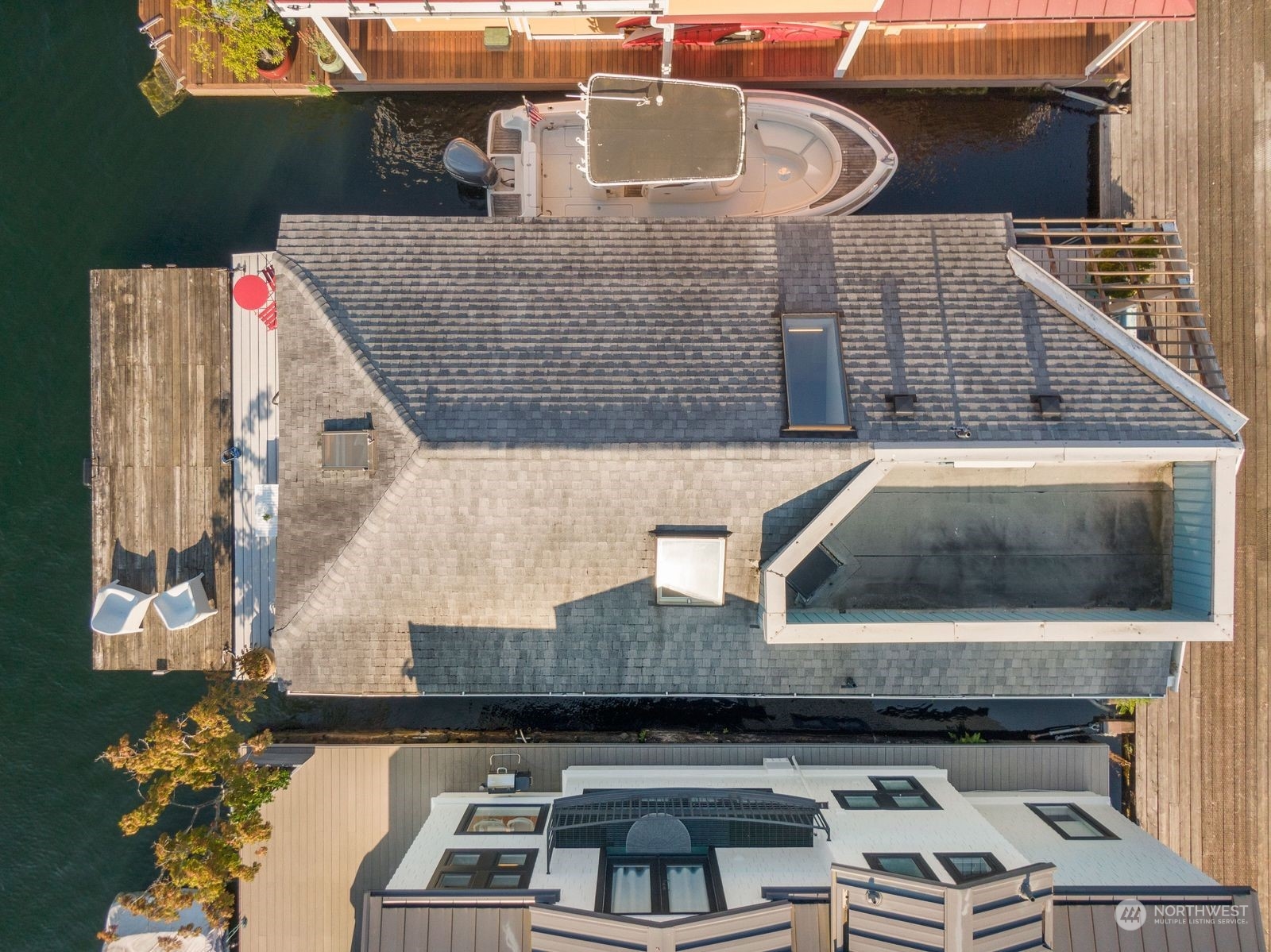2466 Westlake Avenue N Unit: 6