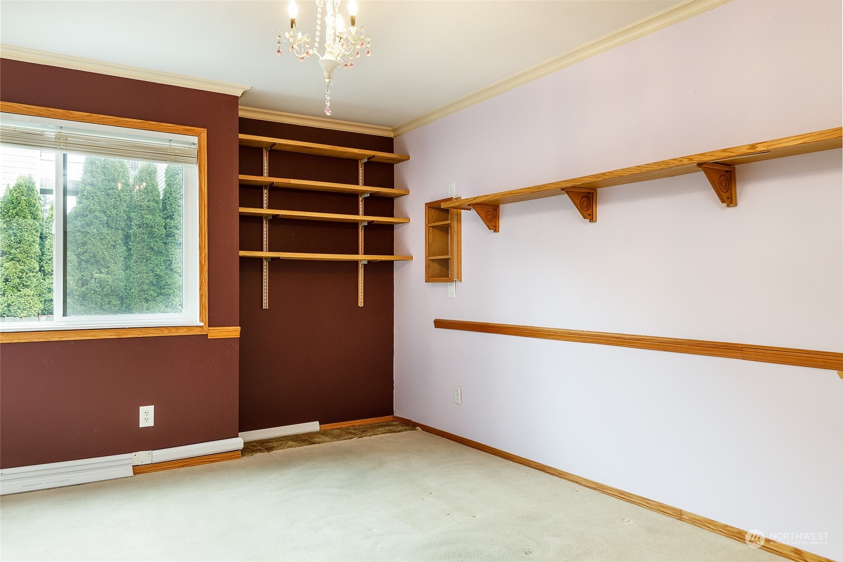 11300 1st Avenue NE Unit: 121