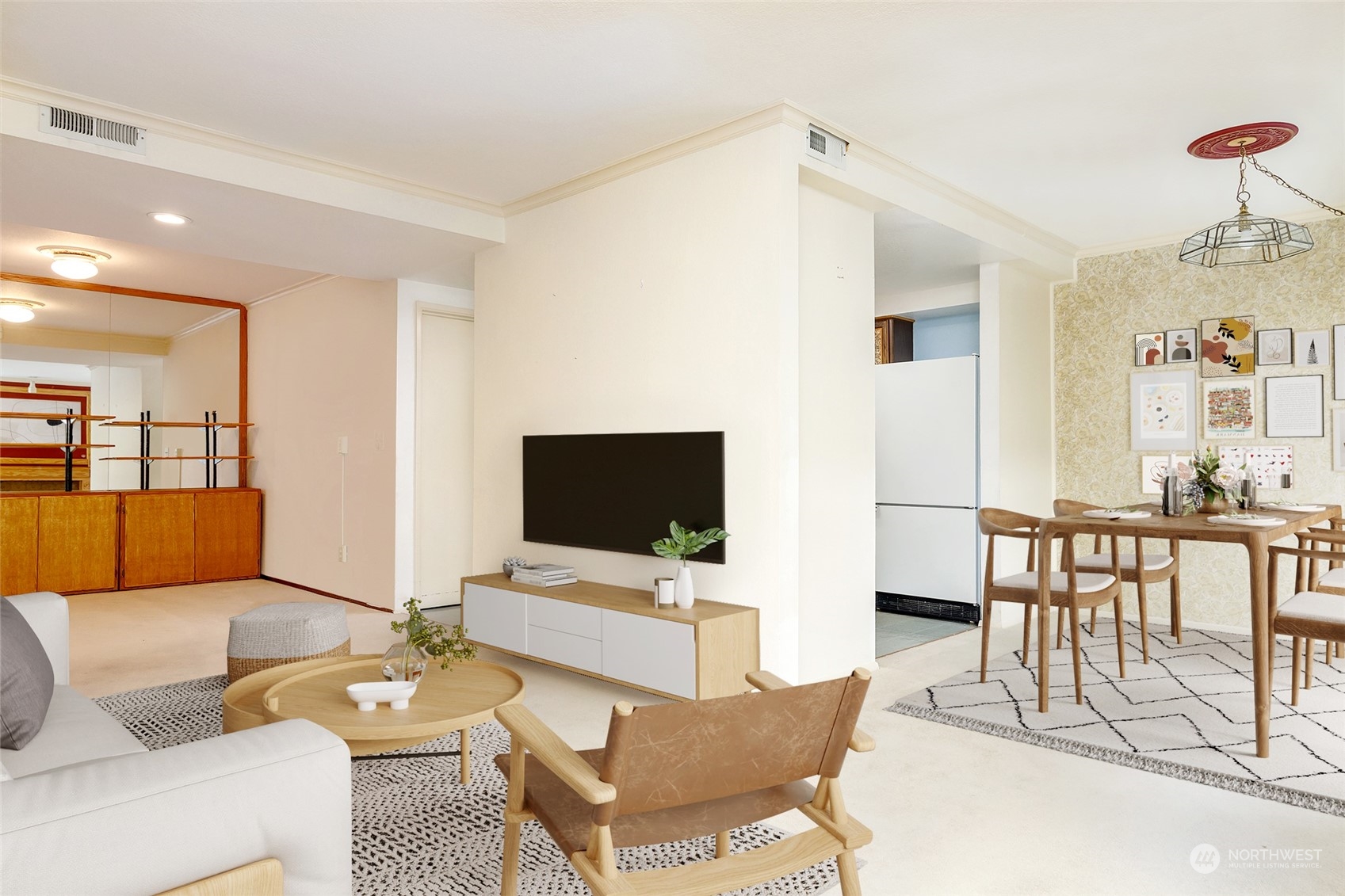 11300 1st Avenue NE Unit: 121