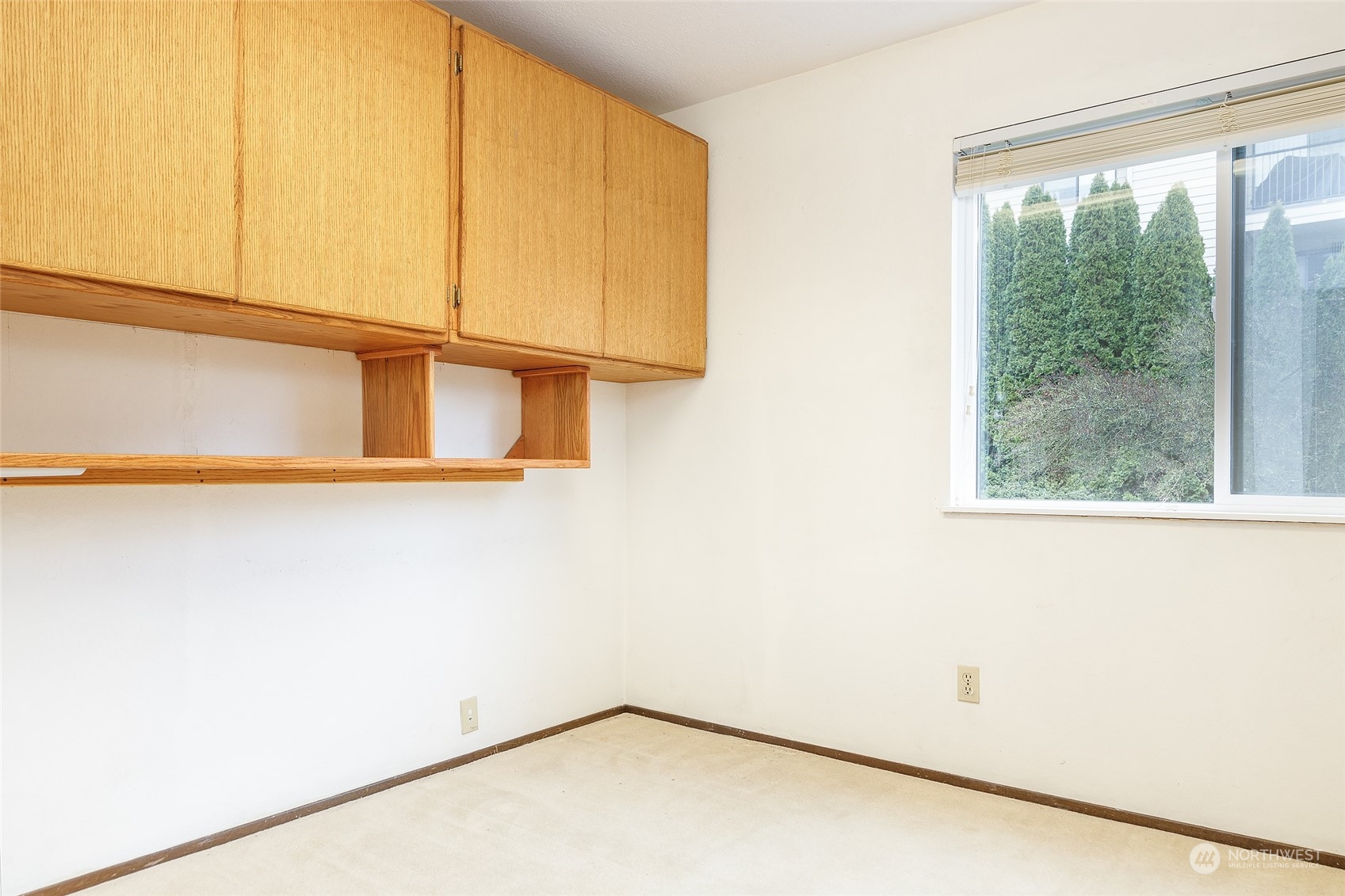 11300 1st Avenue NE Unit: 121