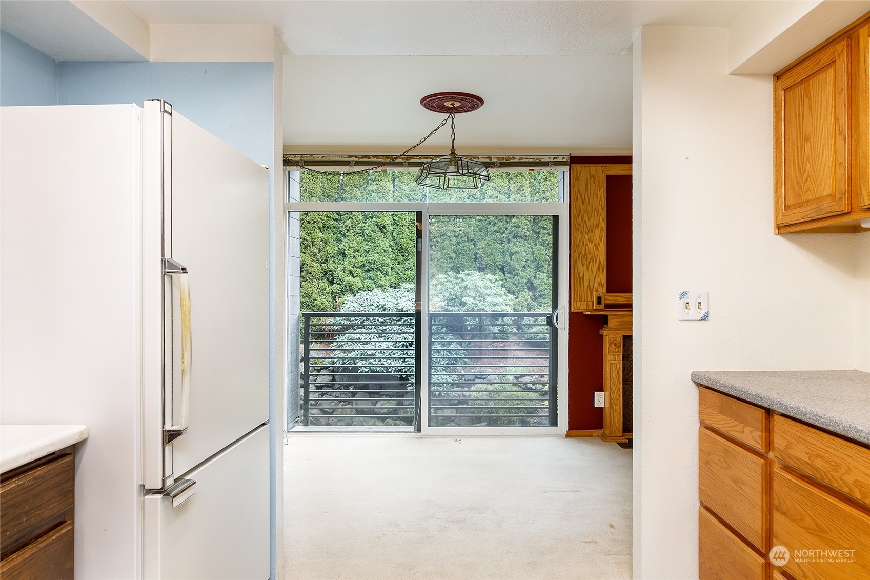 11300 1st Avenue NE Unit: 121