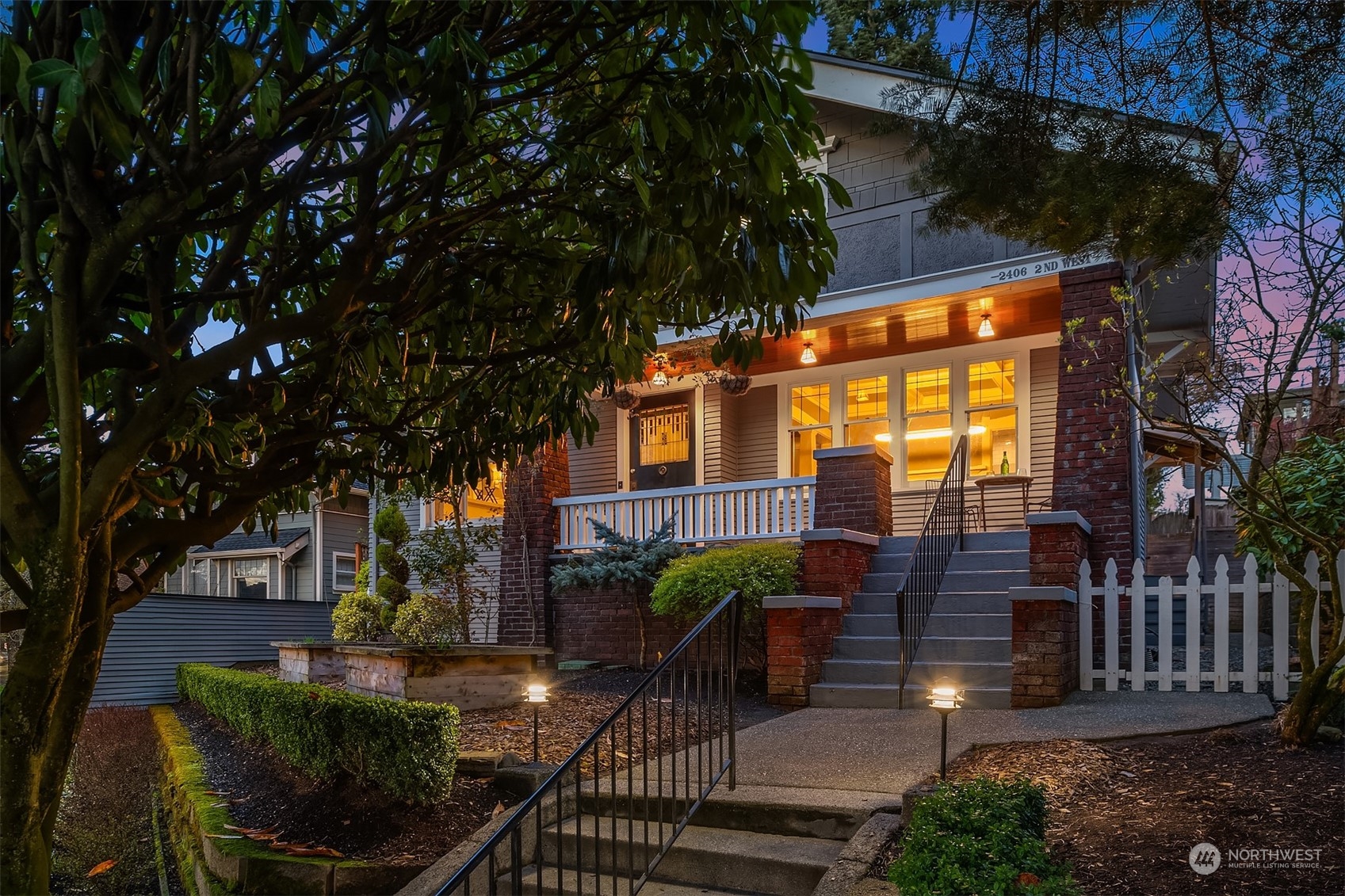 2406 2nd Avenue W