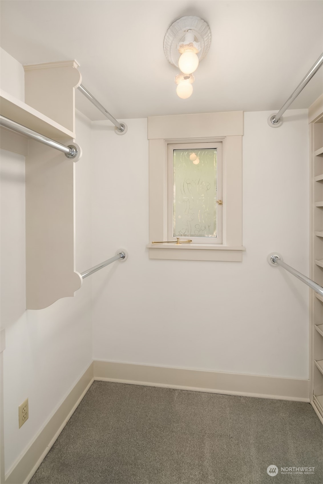 2406 2nd Avenue W