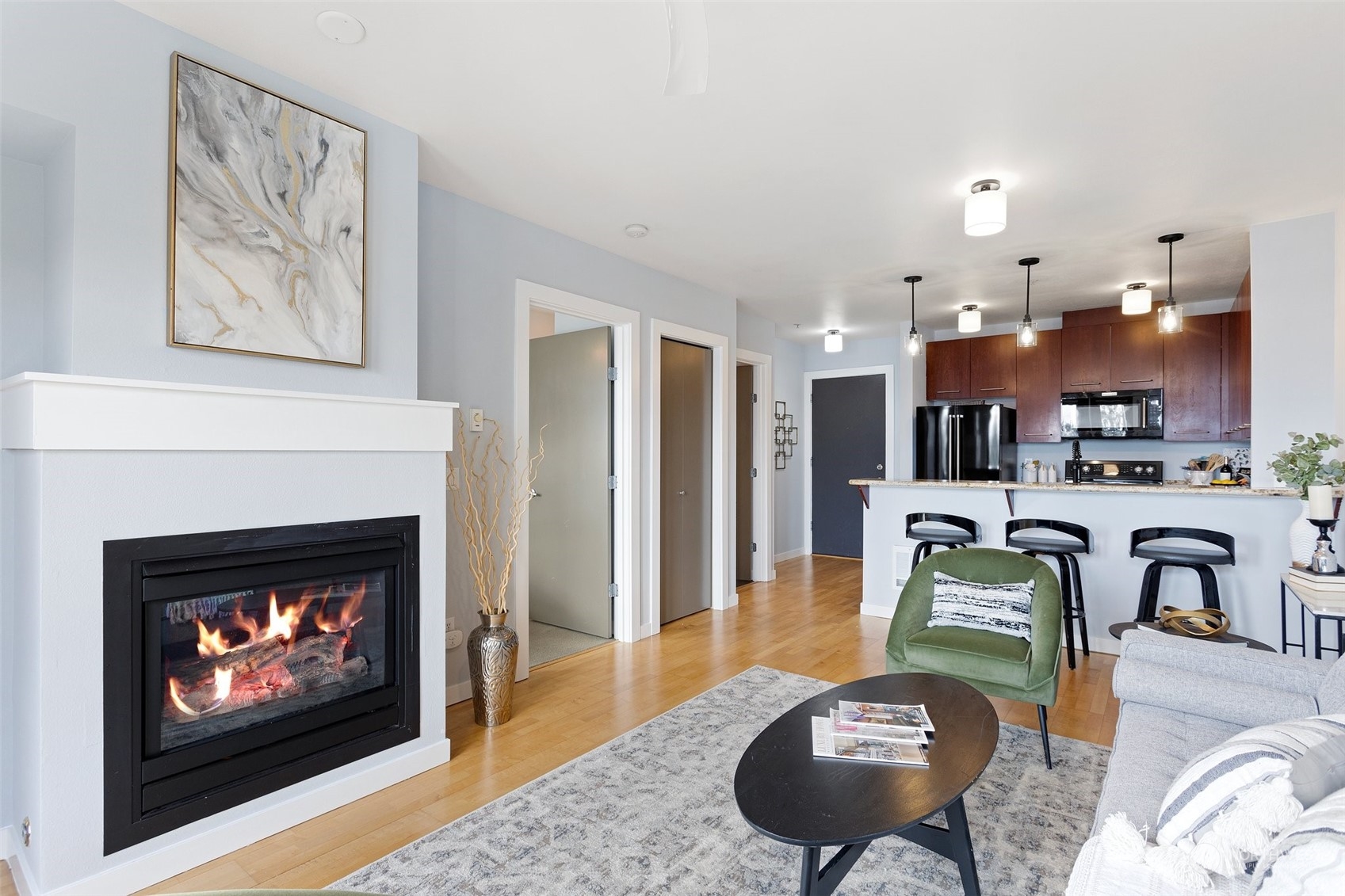 655 Crockett Street Unit: B503