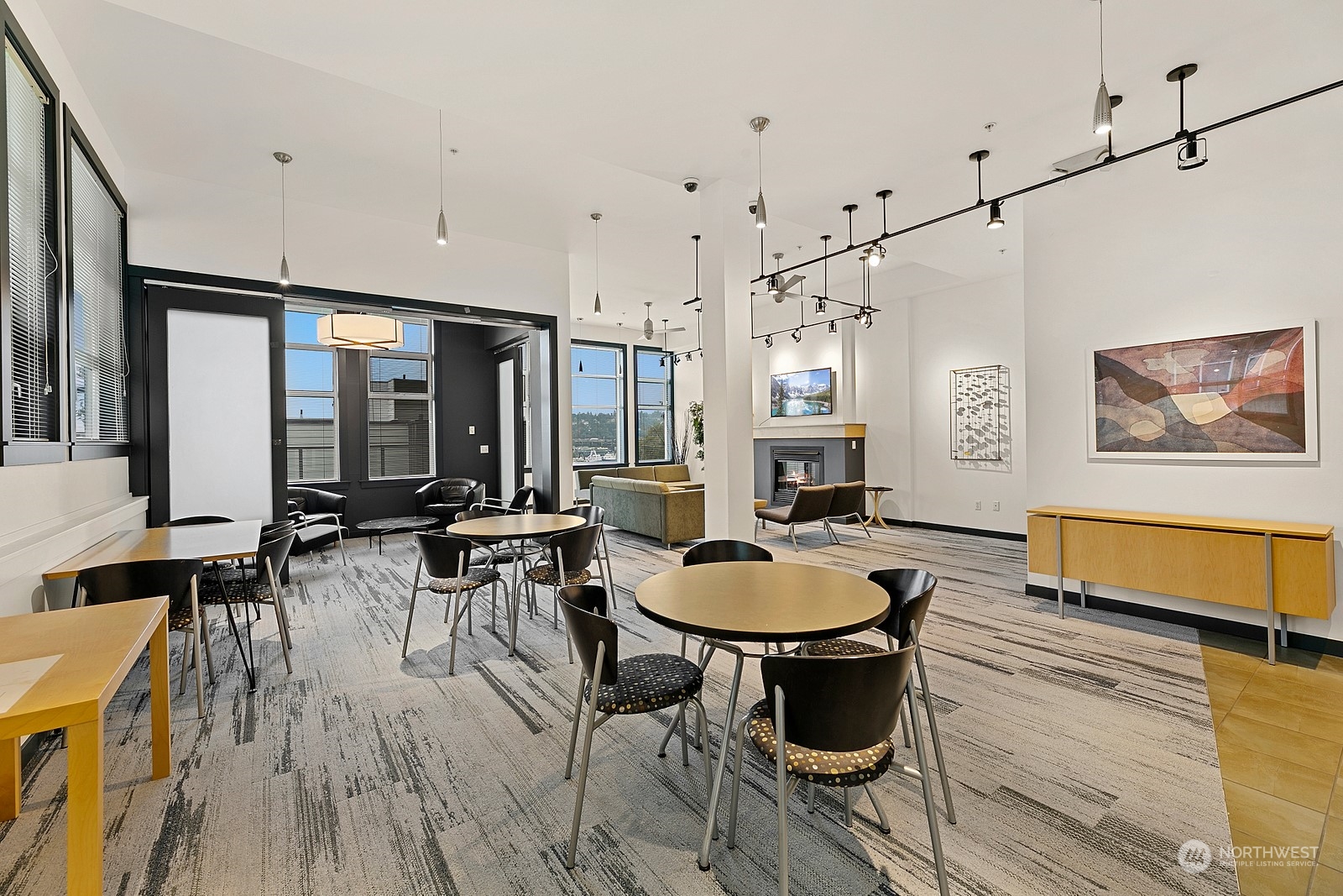 655 Crockett Street Unit: B503