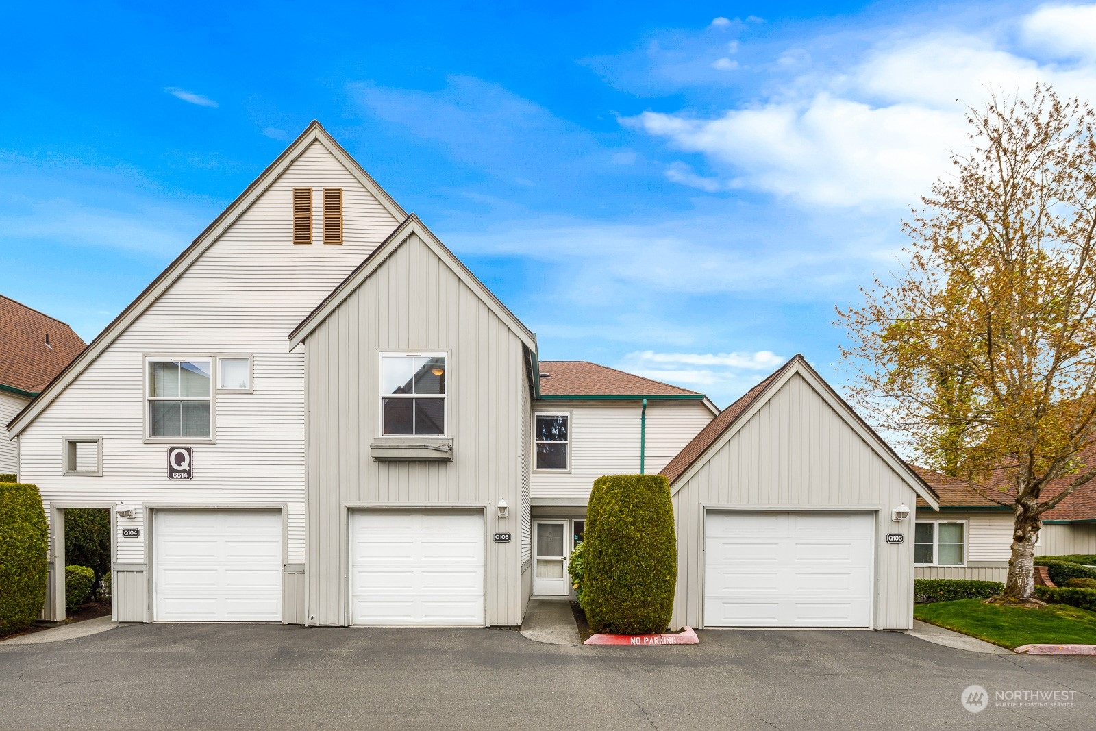 6614 S 239th Place Unit: Q105