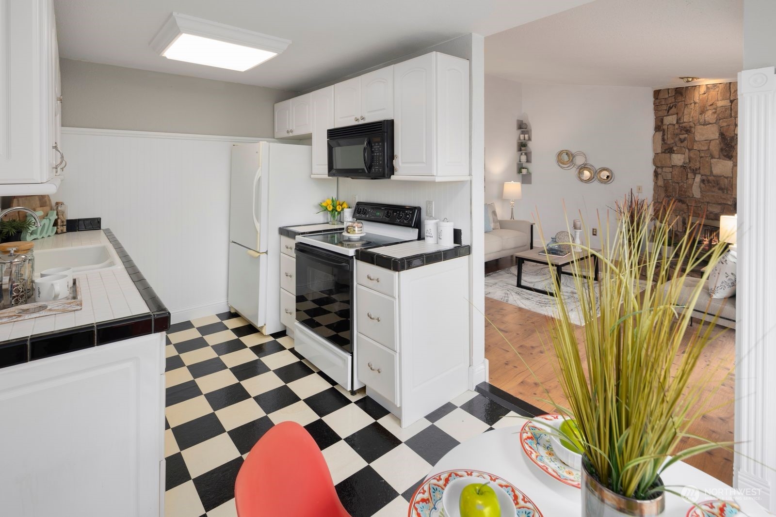 1872 Central Place S Unit: H84
