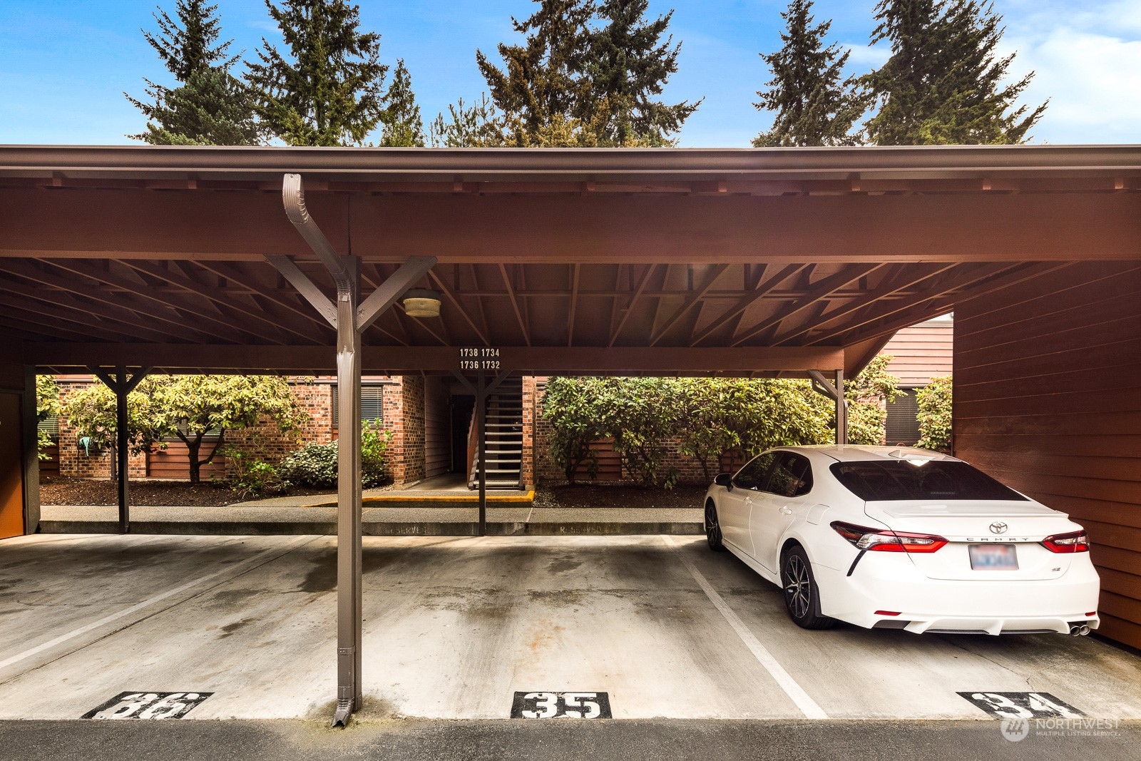 1734 157th Avenue NE Unit: B204