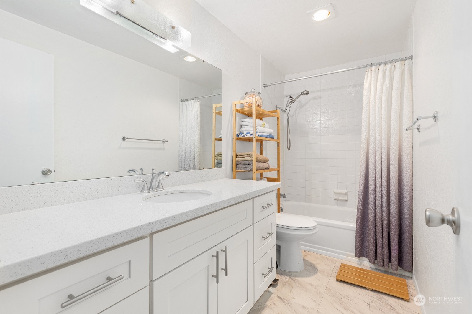 1734 157th Avenue NE Unit: B204