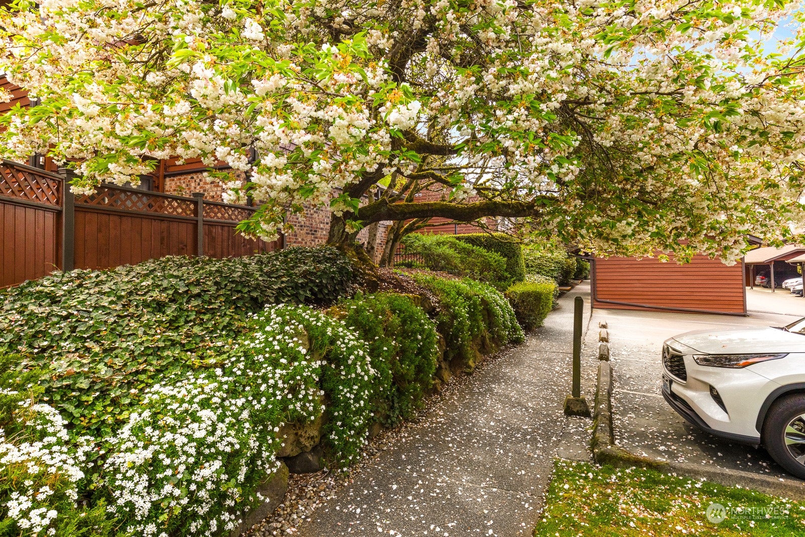 1734 157th Avenue NE Unit: B204