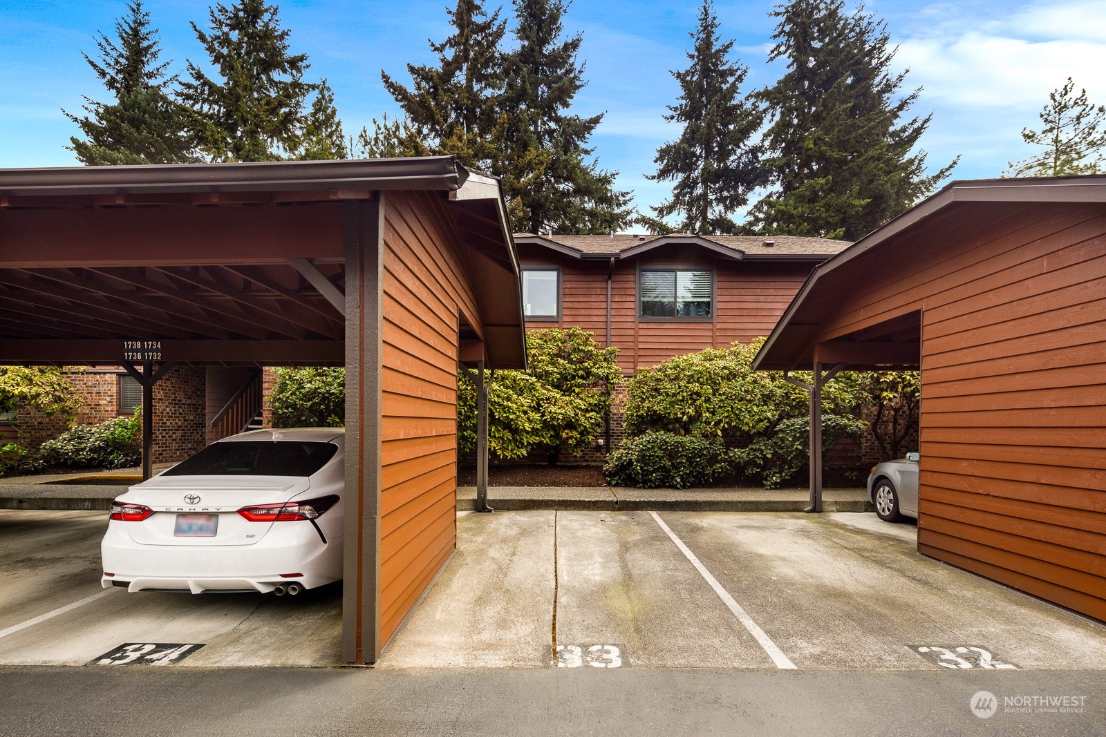1734 157th Avenue NE Unit: B204